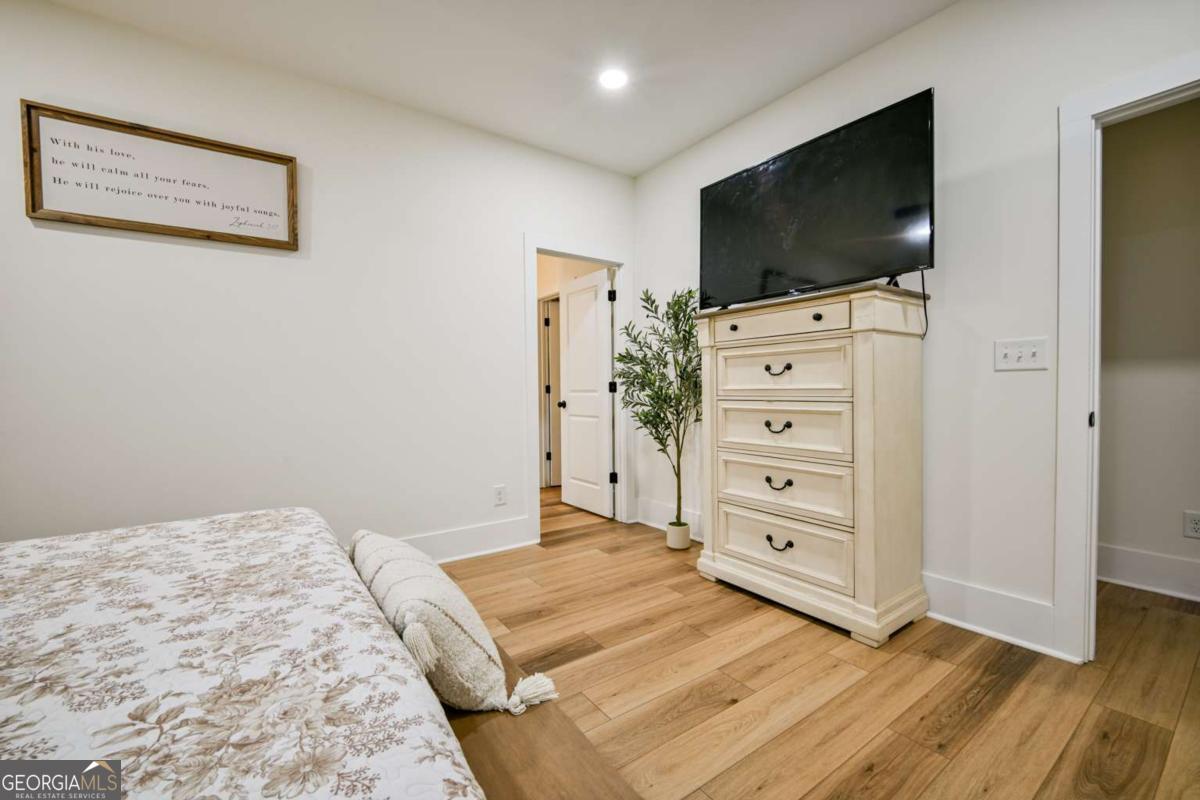 61 Peninsula Drive Property Photo 40