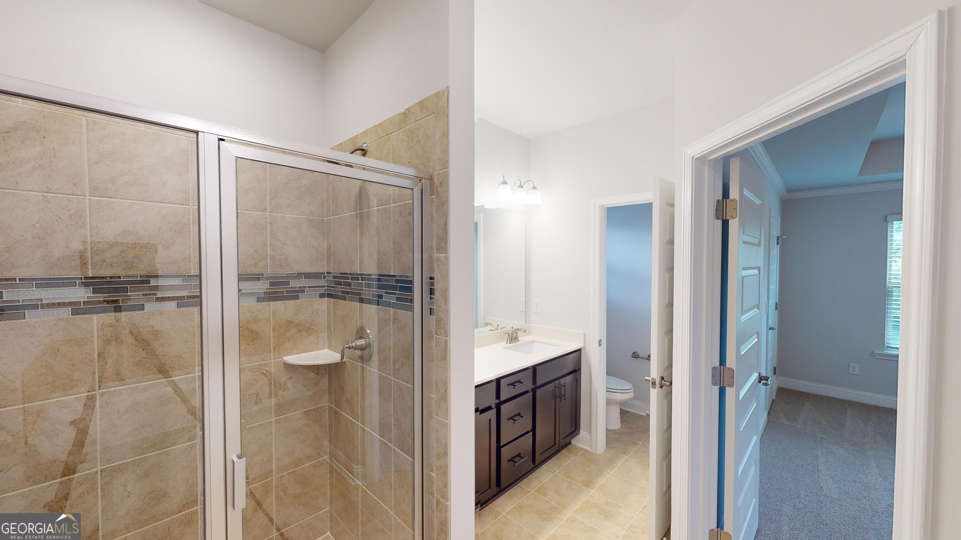 1509 Barrington Place Court Property Photo 9