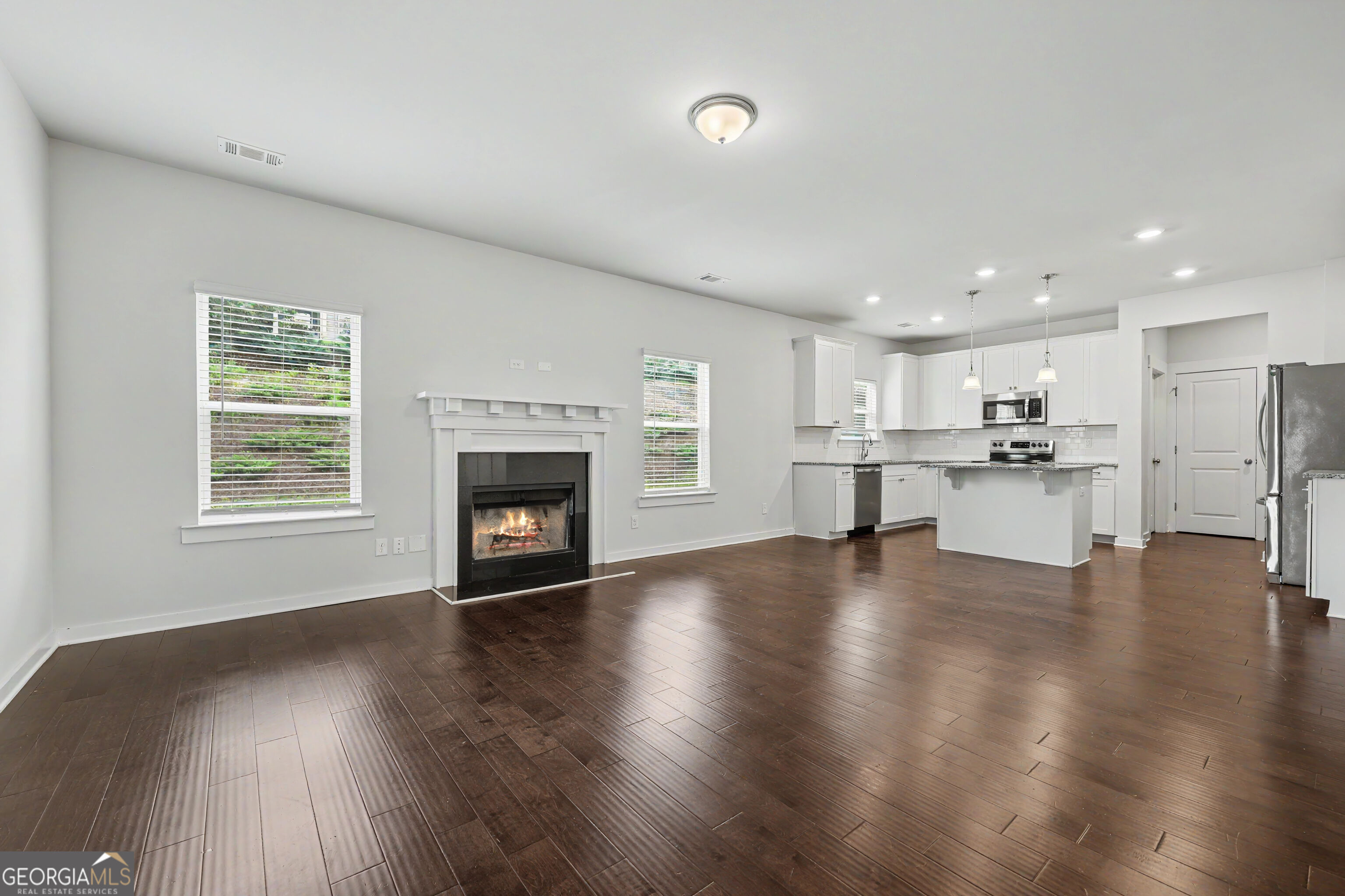 4317 Links Boulevard Property Photo 10
