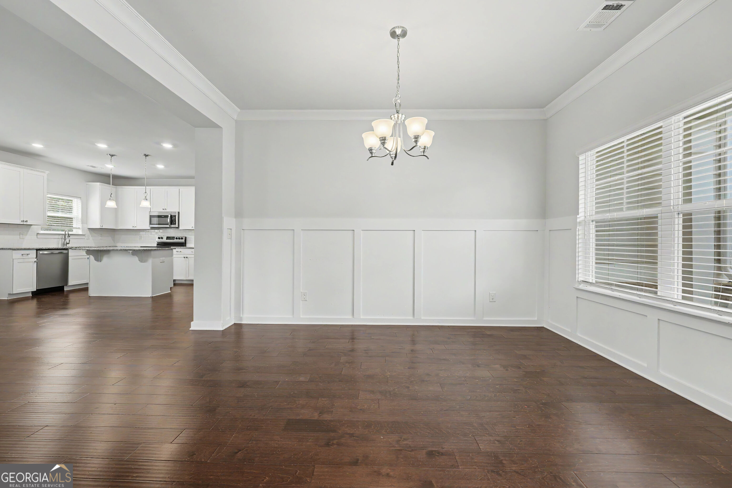 4317 Links Boulevard Property Photo 12