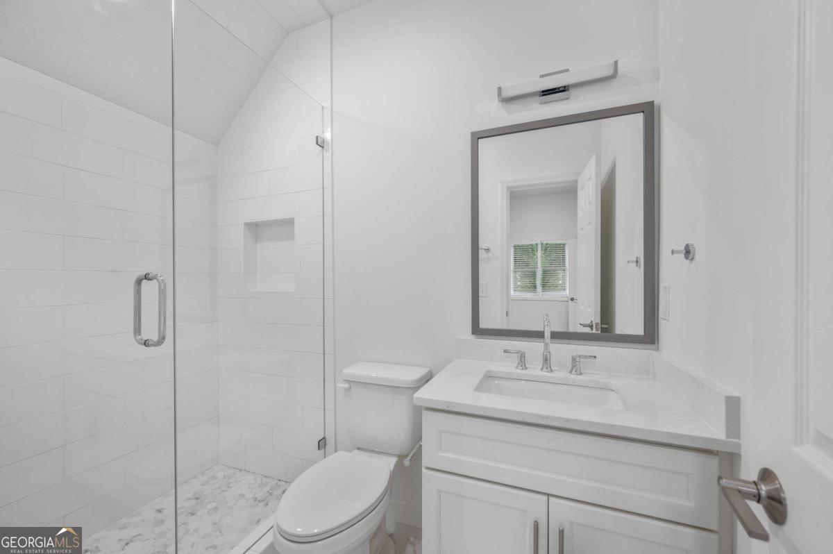 704 Durant Place Ne # D Property Photo 23