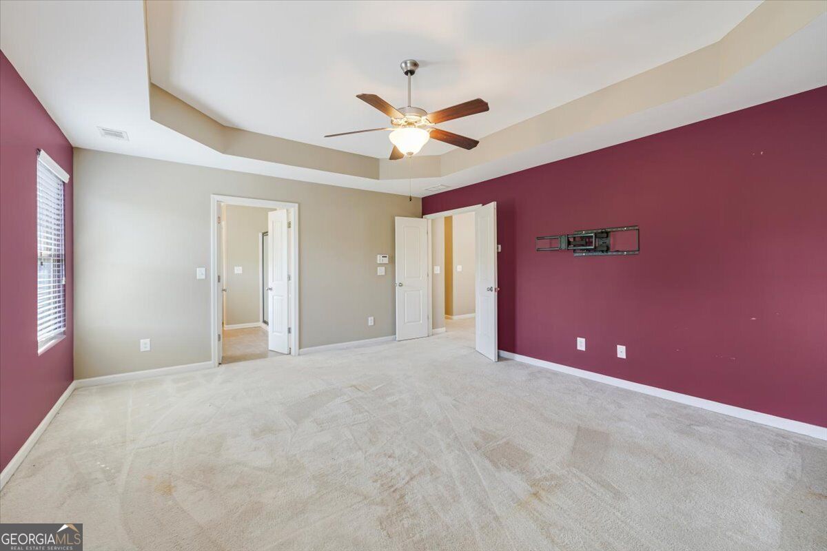 250 Jackson Avenue Property Photo 8