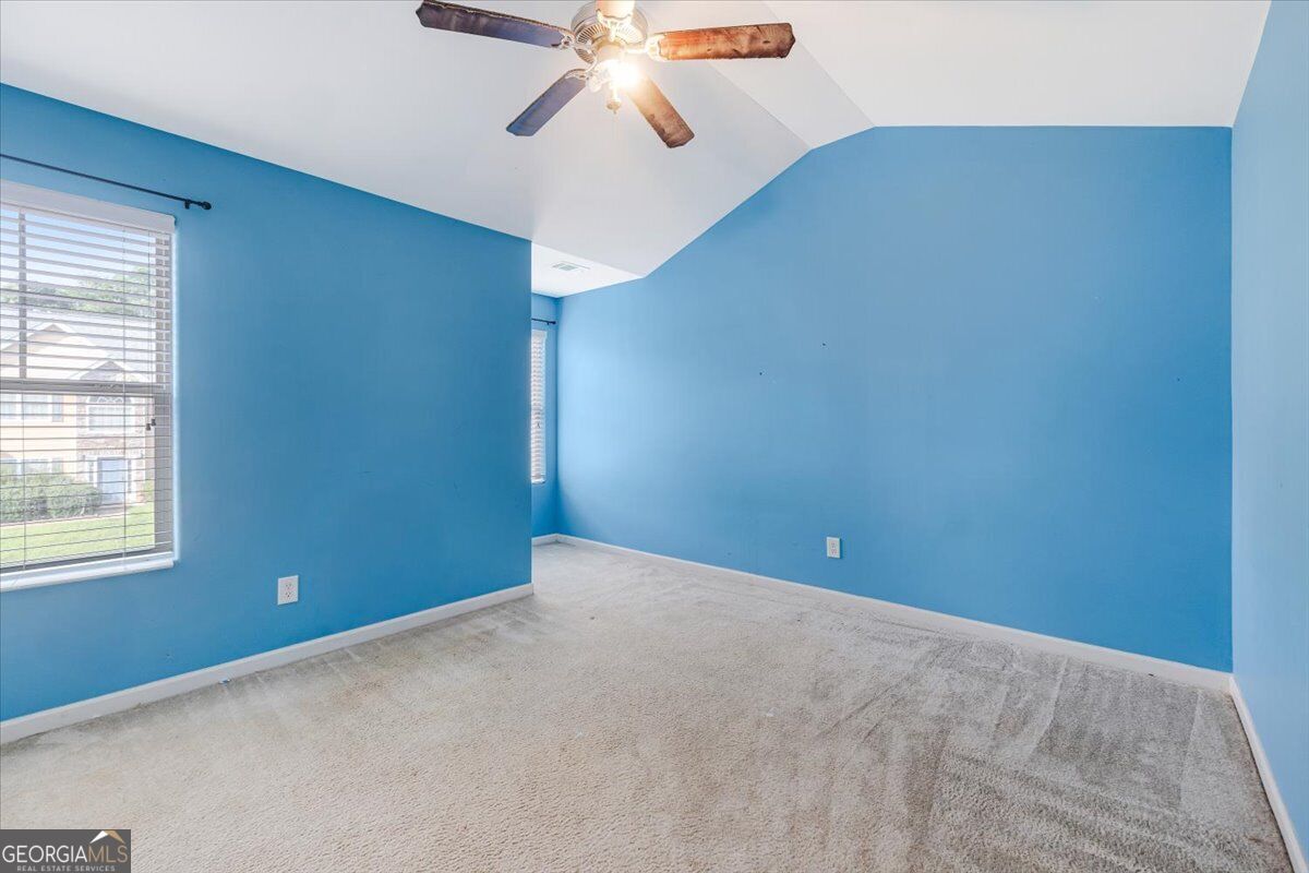 250 Jackson Avenue Property Photo 10