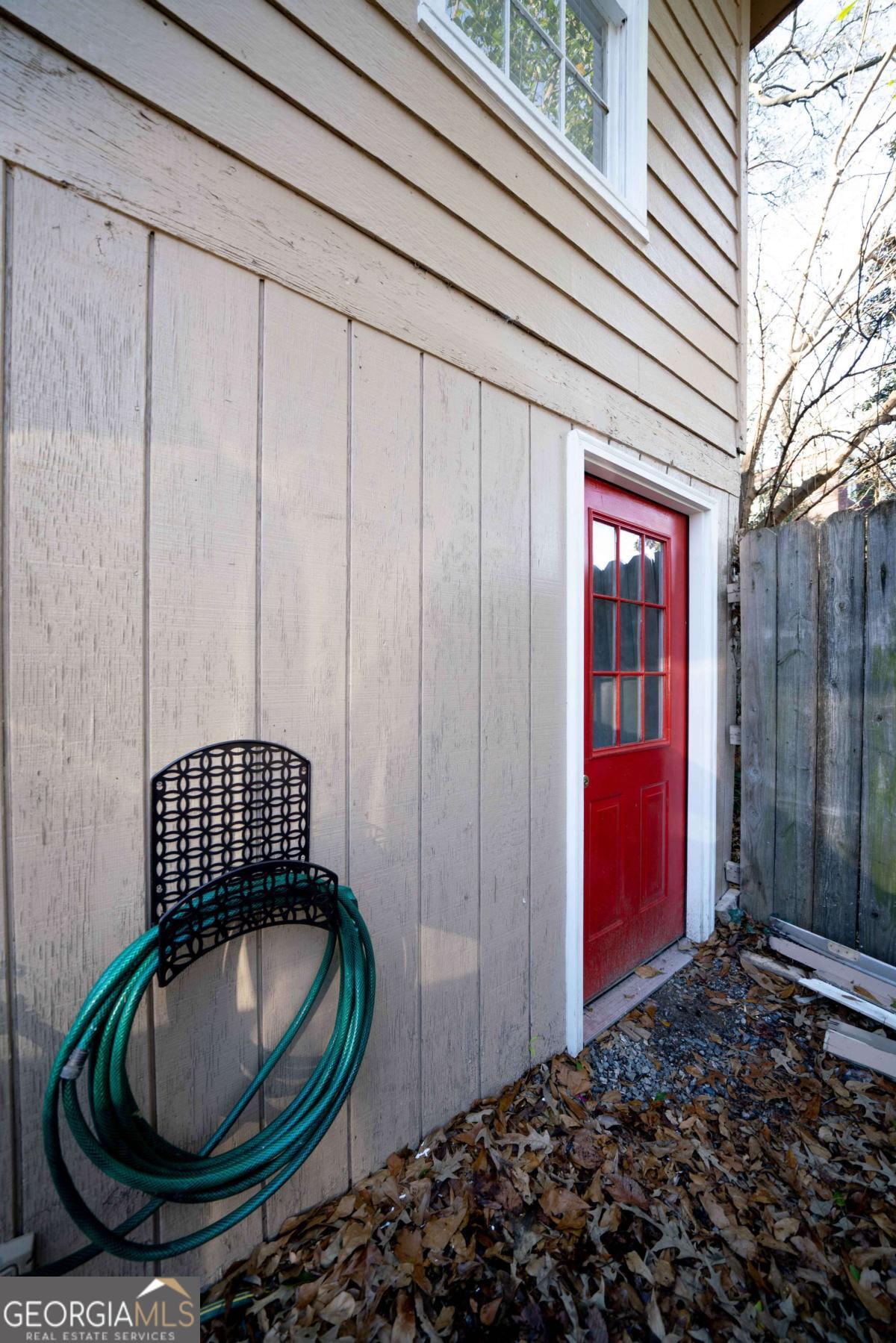 716 Lakeview Avenue Ne # 5 Property Photo 17