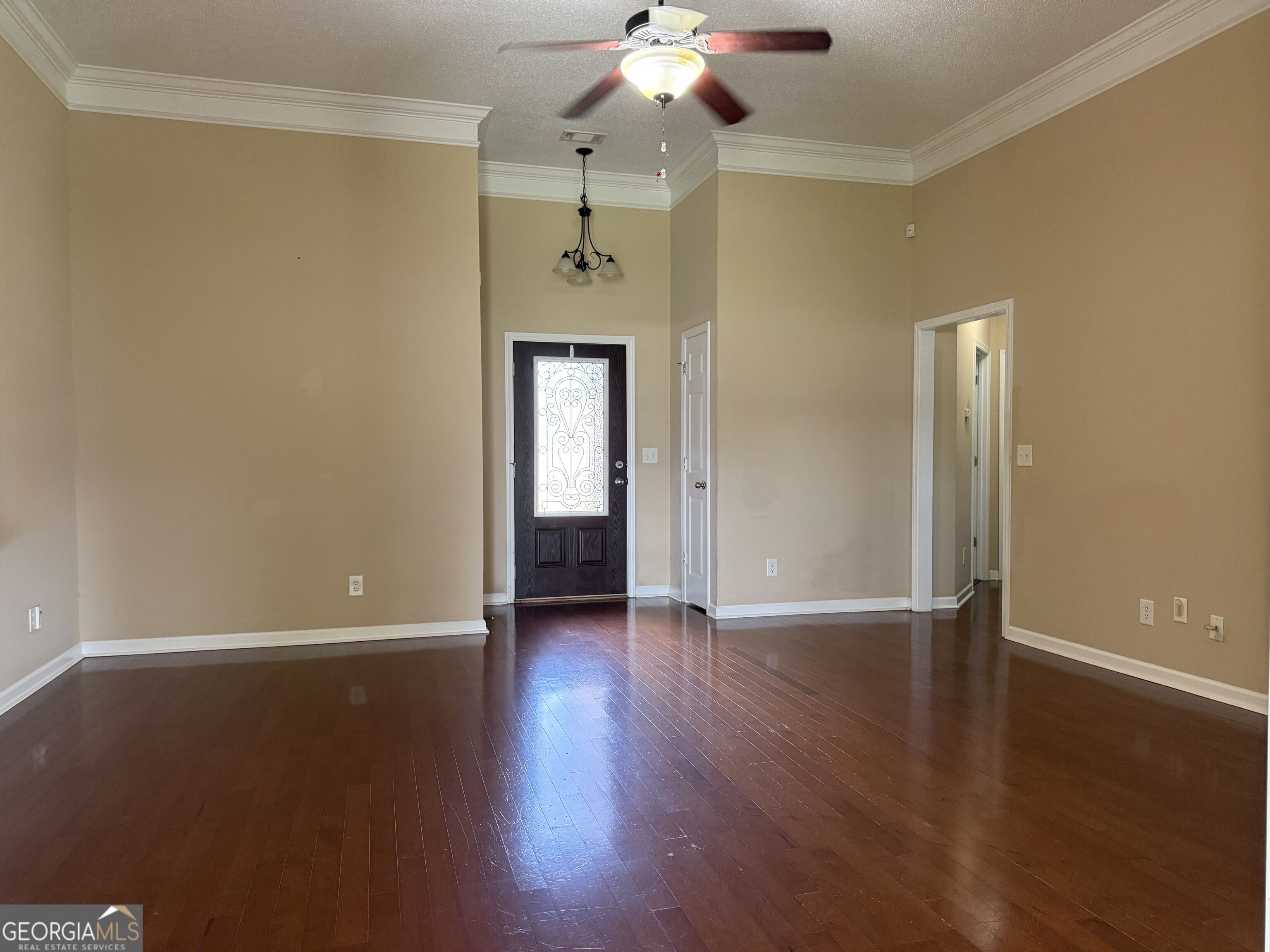 113 Berkley Circle Property Photo 8