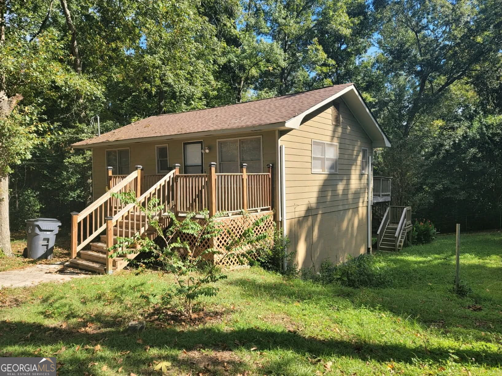 1210 Douglas Circle