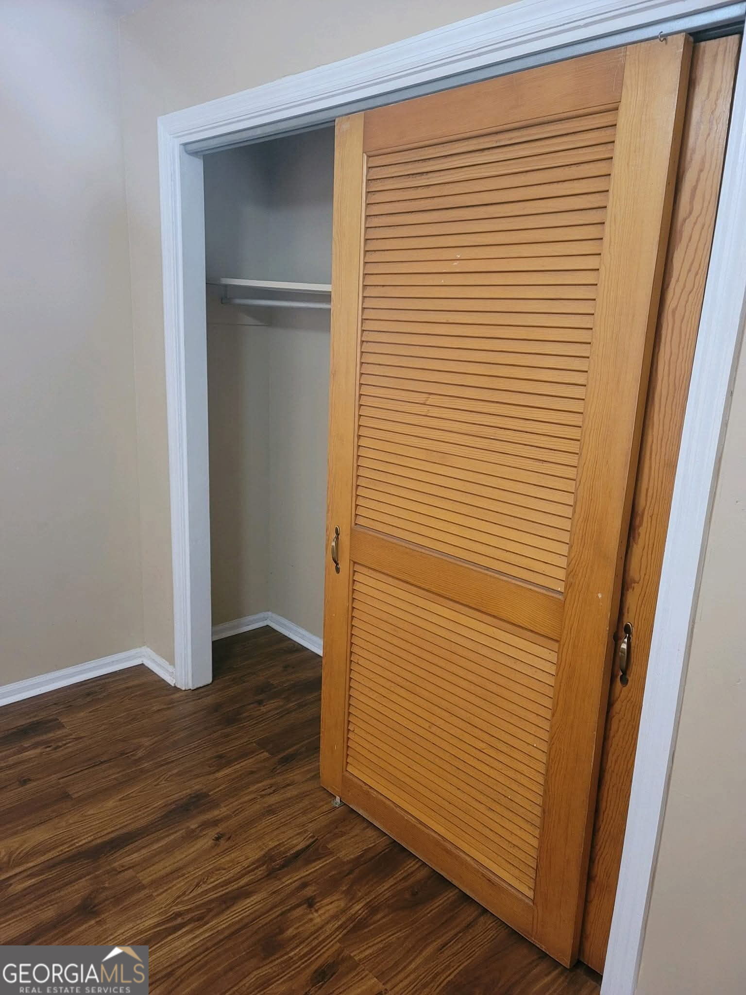 1210 Douglas Circle Property Photo 15