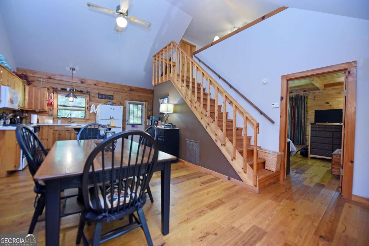566 Sharewood Forest Property Photo 18
