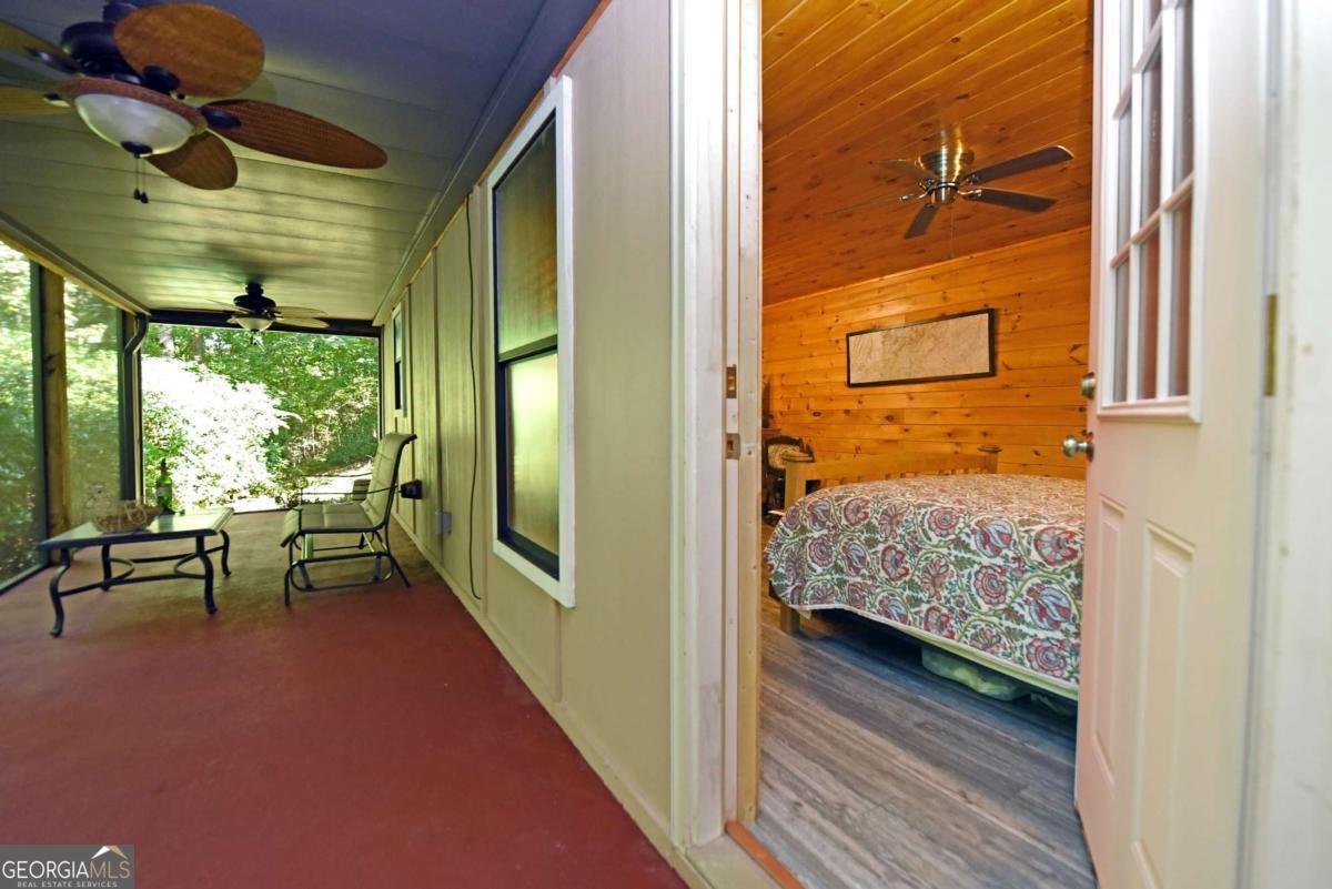 566 Sharewood Forest Property Photo 28