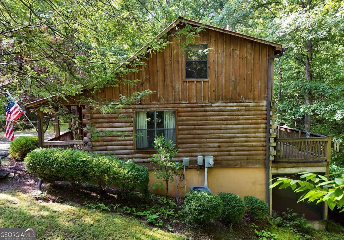 566 Sharewood Forest Property Photo 34