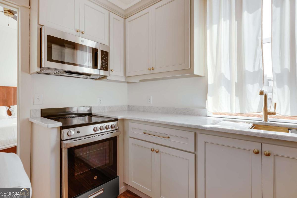244 Washington Street # 250 Property Photo 42