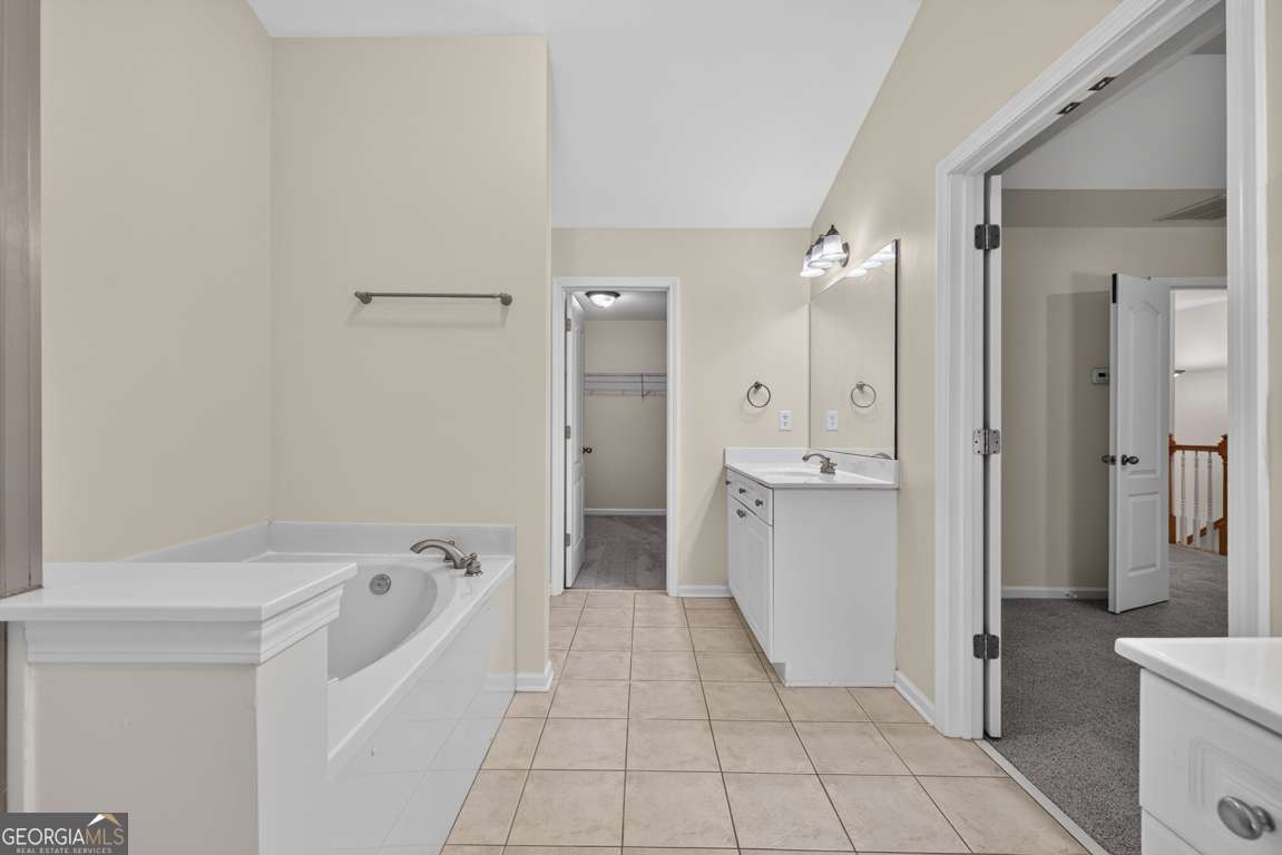 2294 Meadow's End Property Photo 20