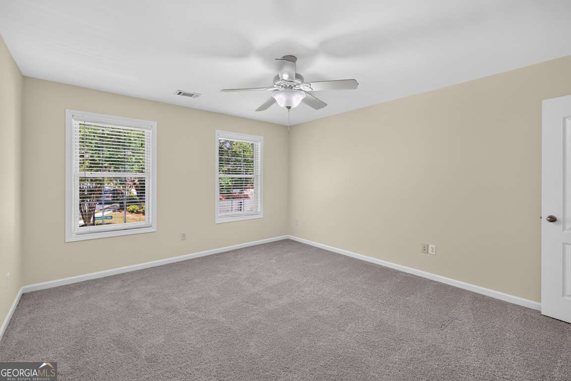2294 Meadow's End Property Photo 27