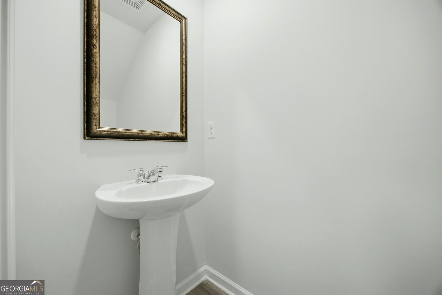 111 Horned Owl Avenue Property Photo 7