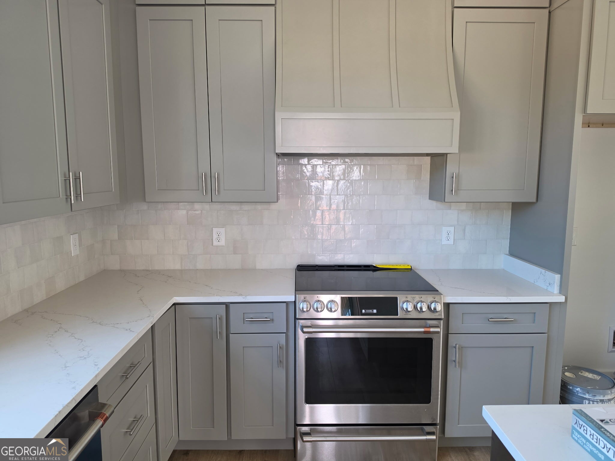 316 Thomas Road Property Photo 5