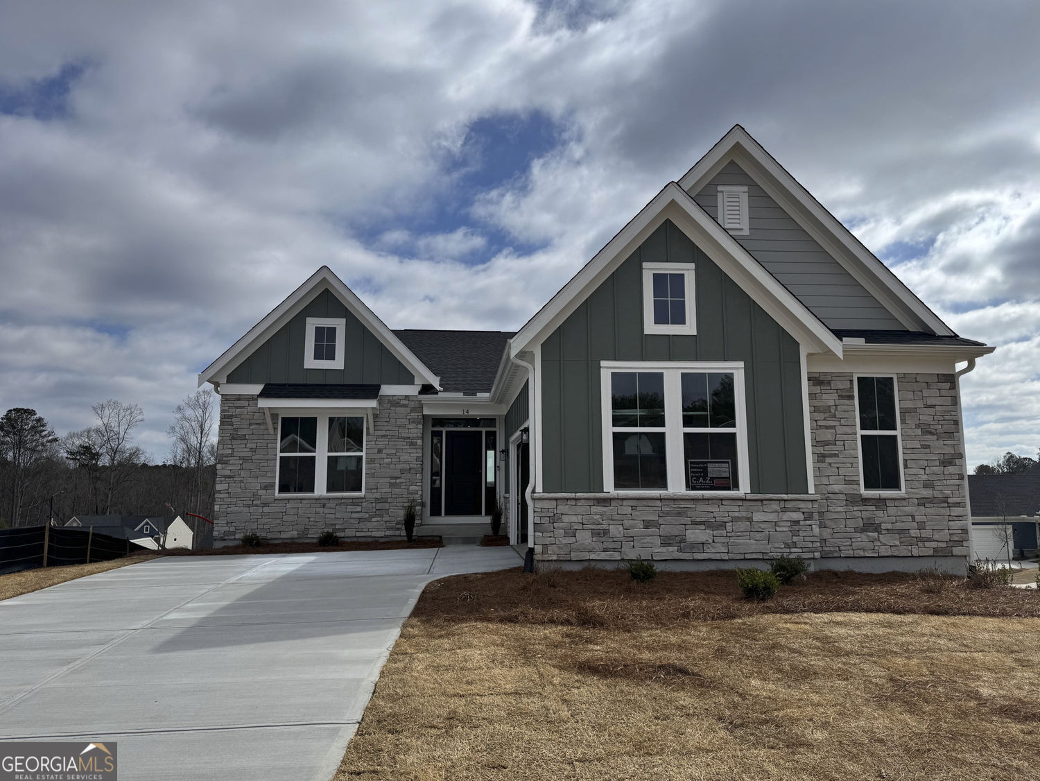14 Dartmoor Circle Property Photo 1