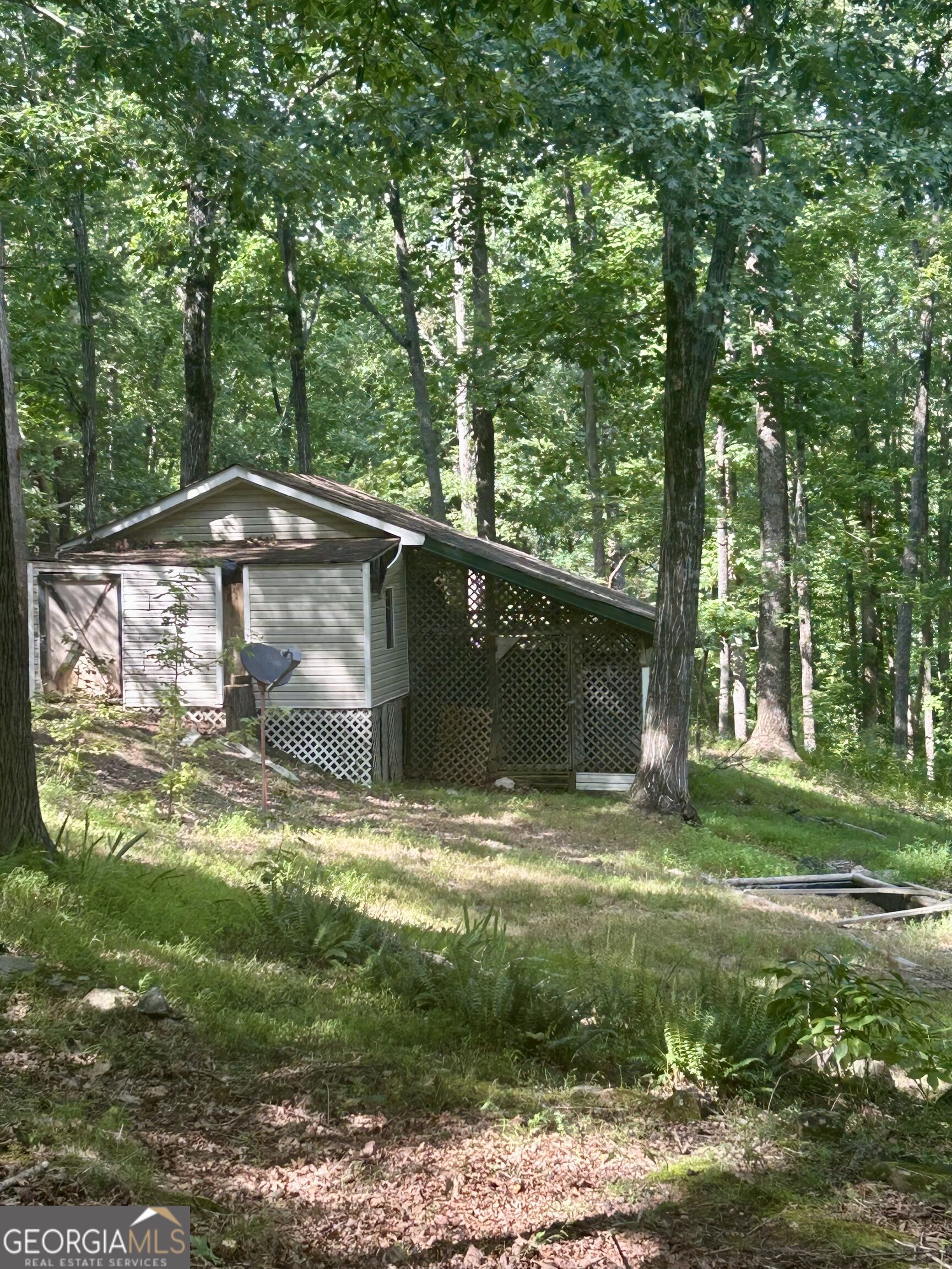 839 Wooten Road Property Photo 2