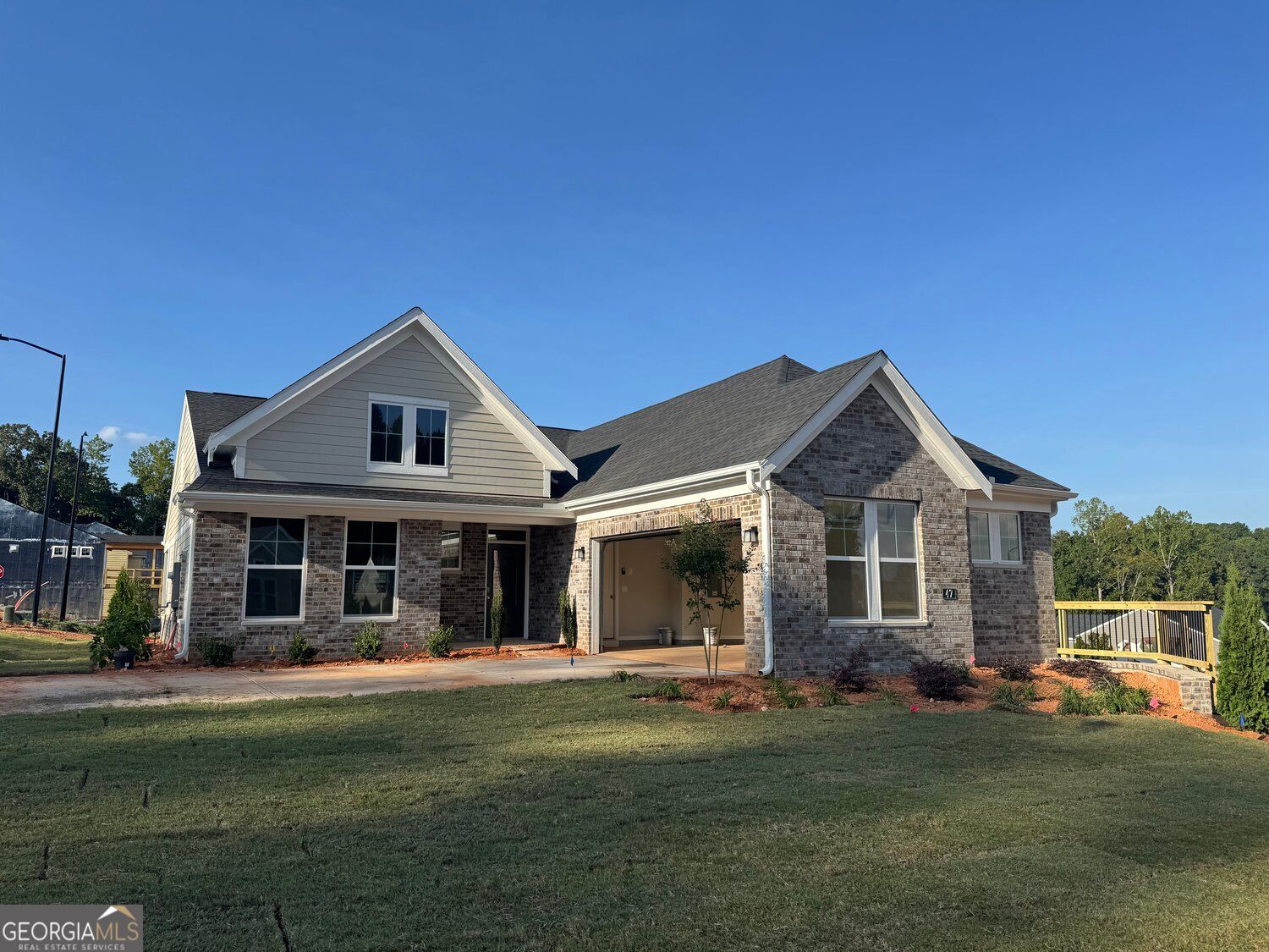 47 Park Village Bend Property Photo 1