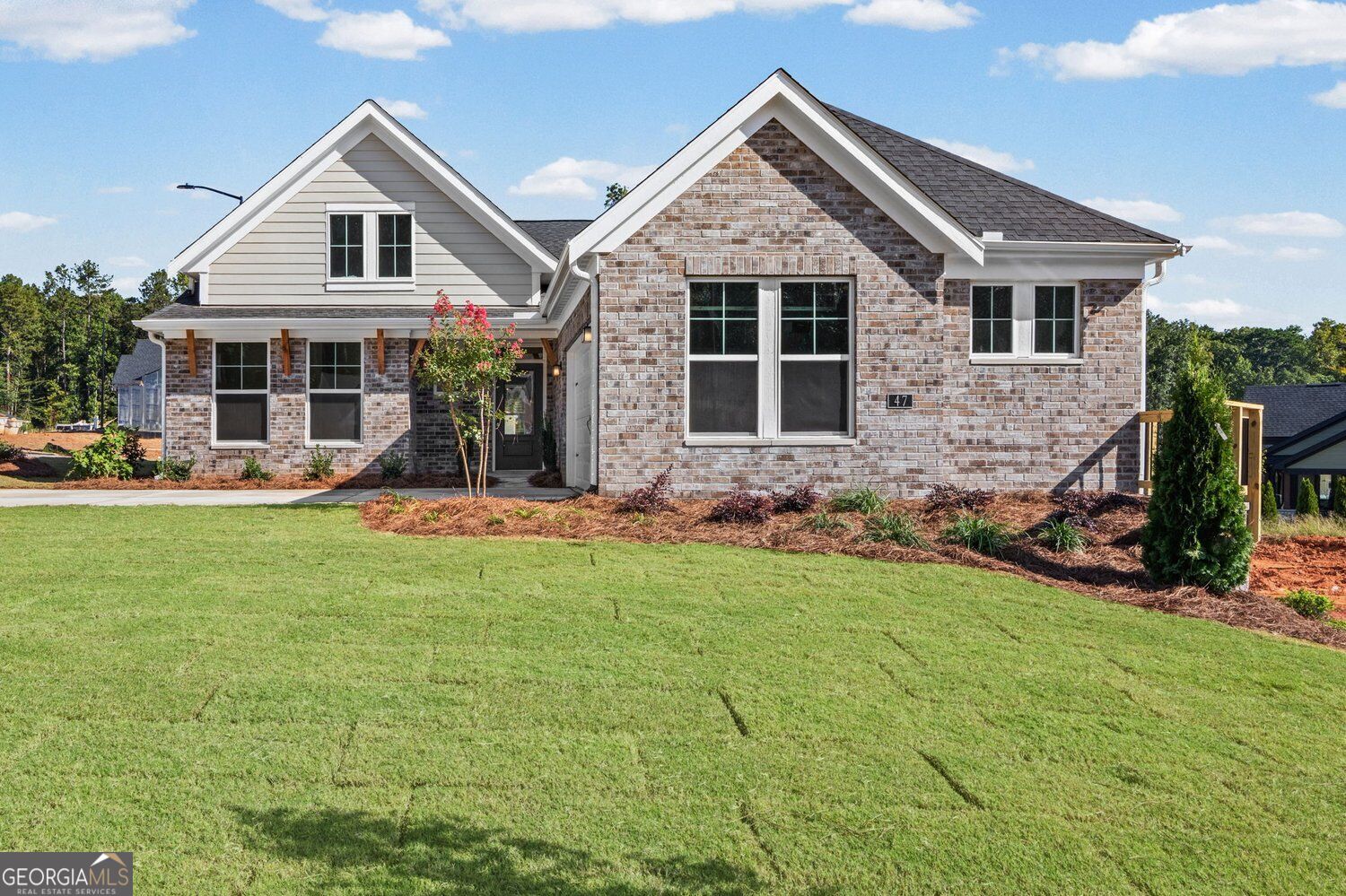 47 Park Village Bend Property Photo 4