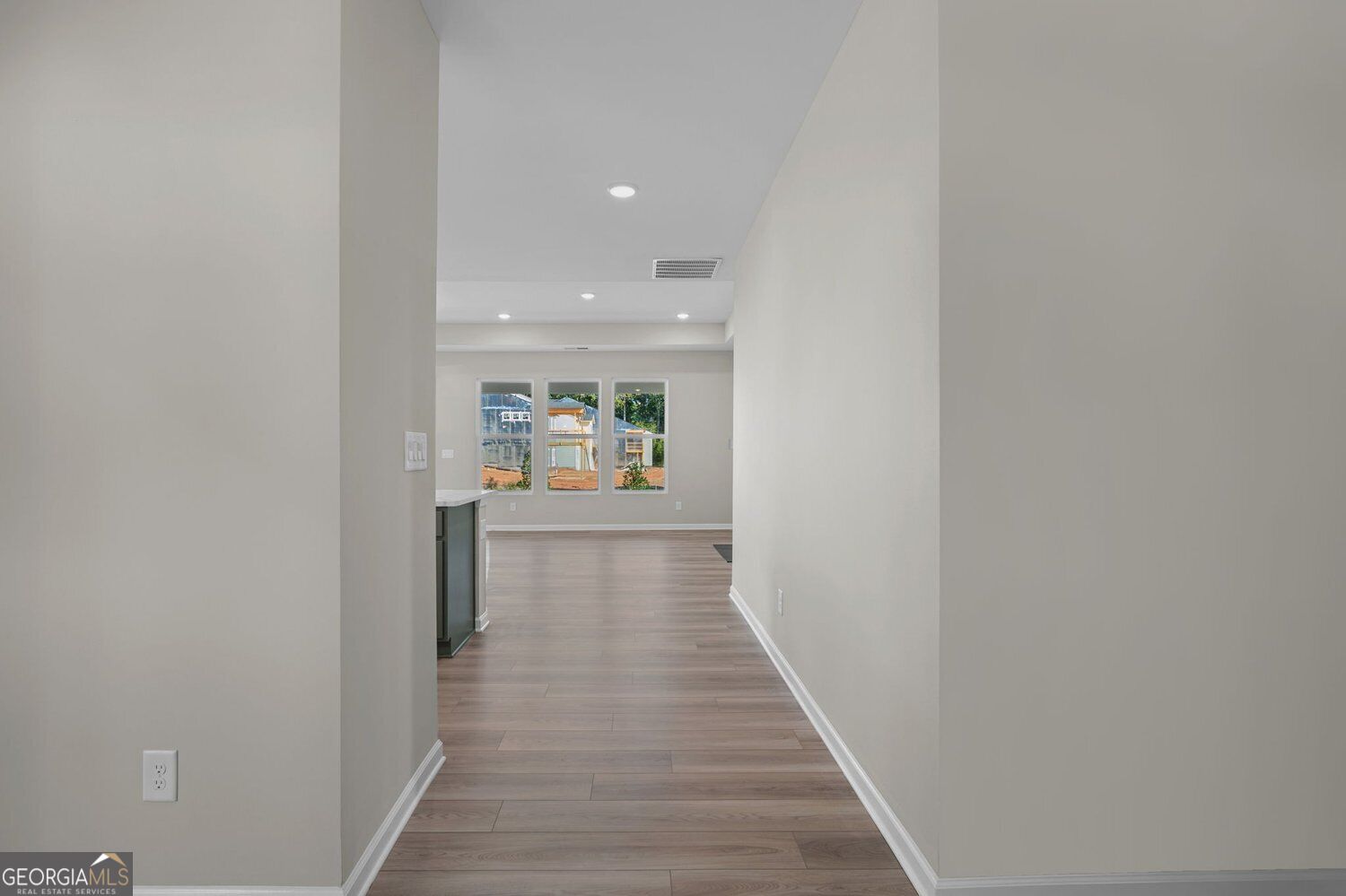 47 Park Village Bend Property Photo 5