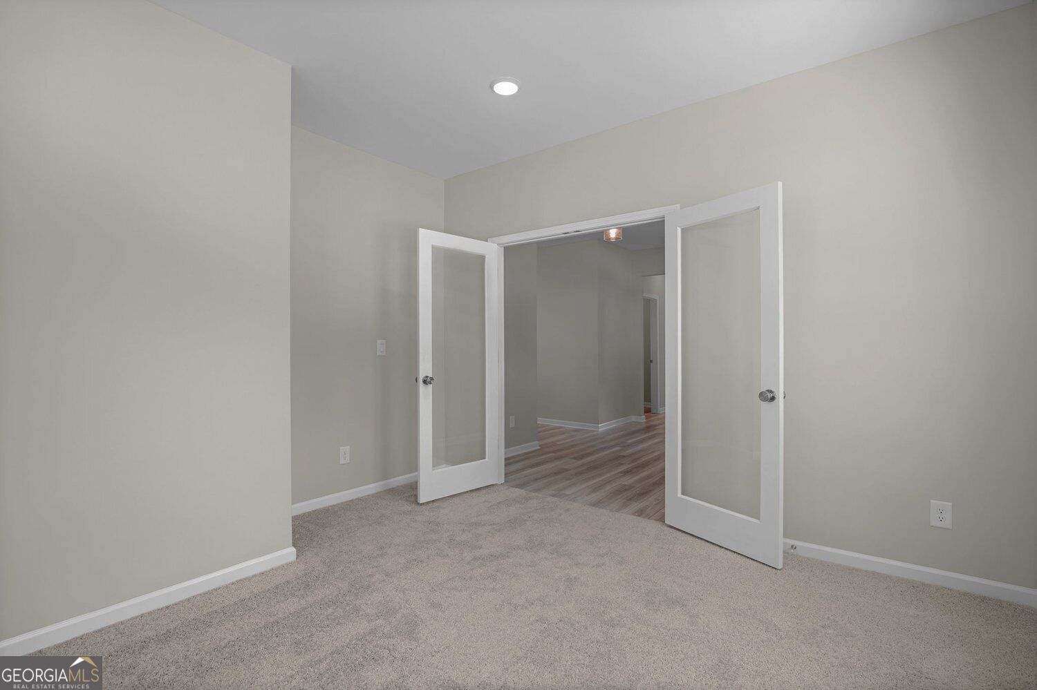 47 Park Village Bend Property Photo 7