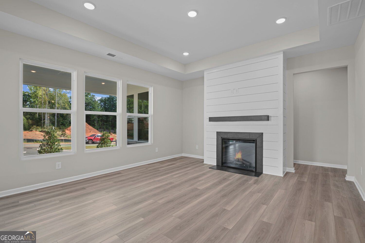 47 Park Village Bend Property Photo 9