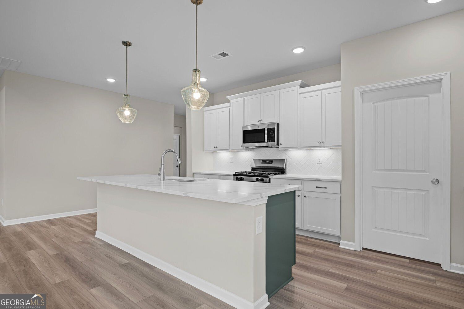 47 Park Village Bend Property Photo 16