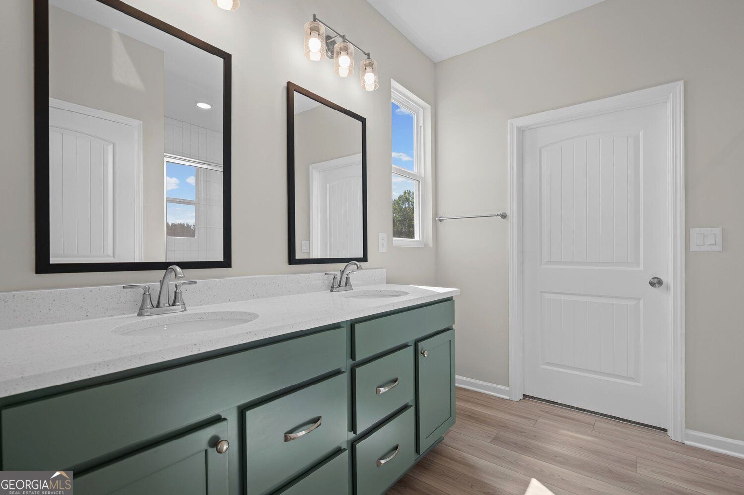 47 Park Village Bend Property Photo 27