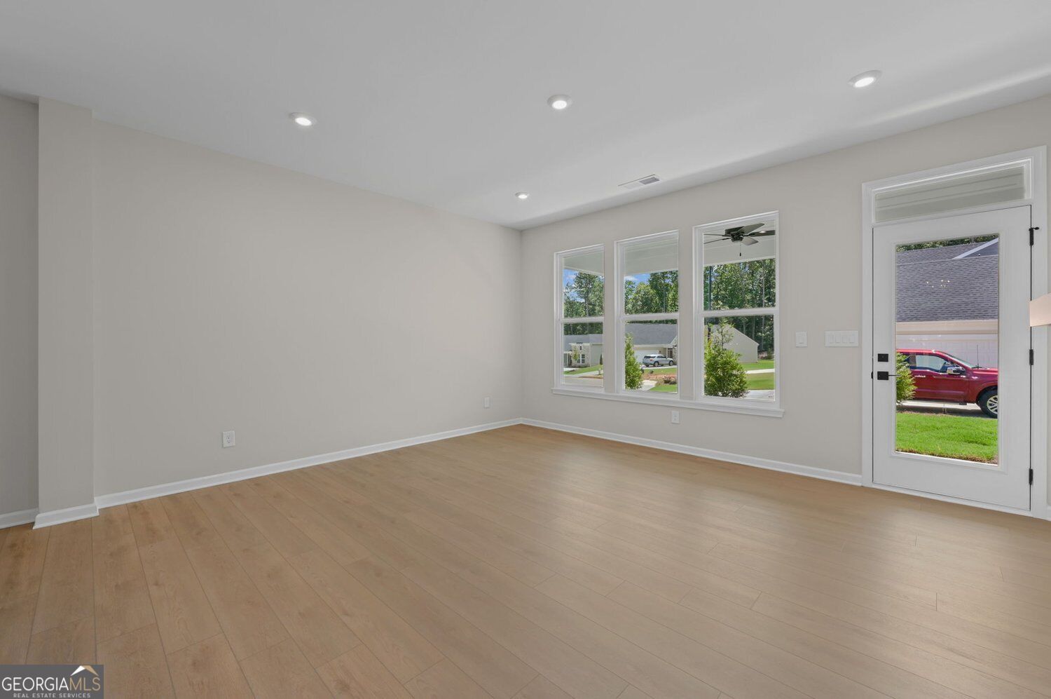 176 Easton Park Boulevard Property Photo 15