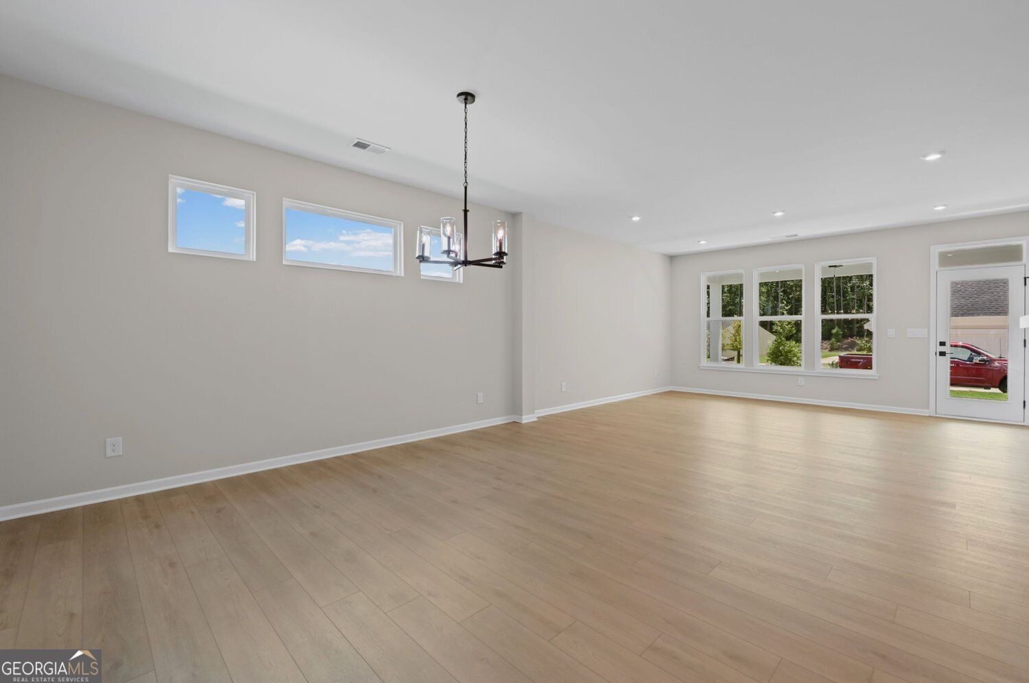 176 Easton Park Boulevard Property Photo 24