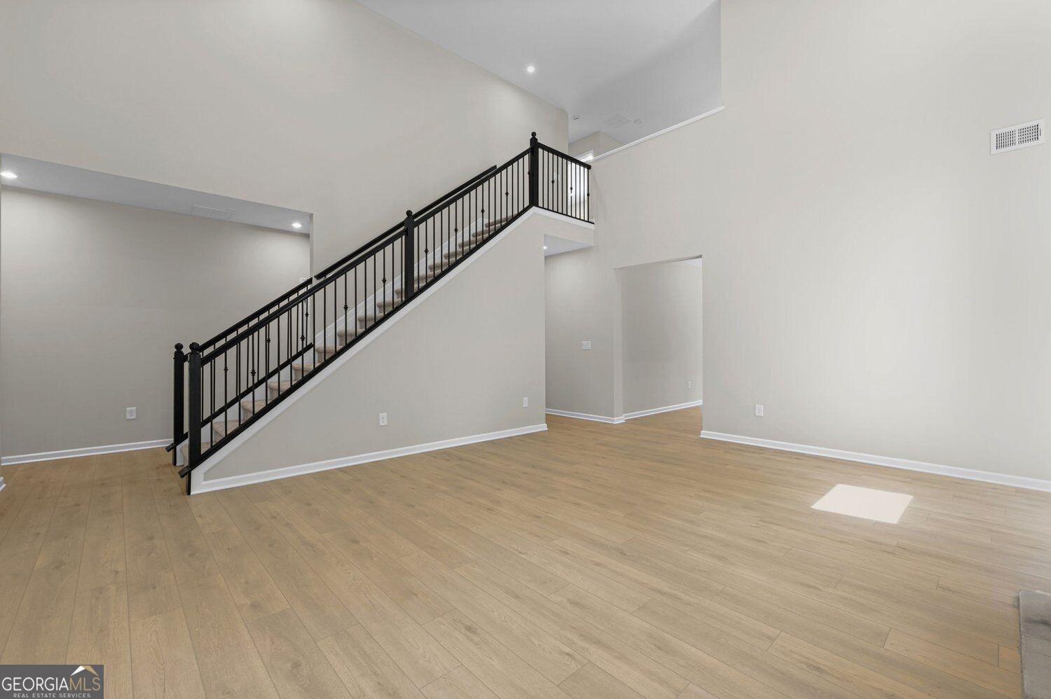 46 Park Village Bend Property Photo 13