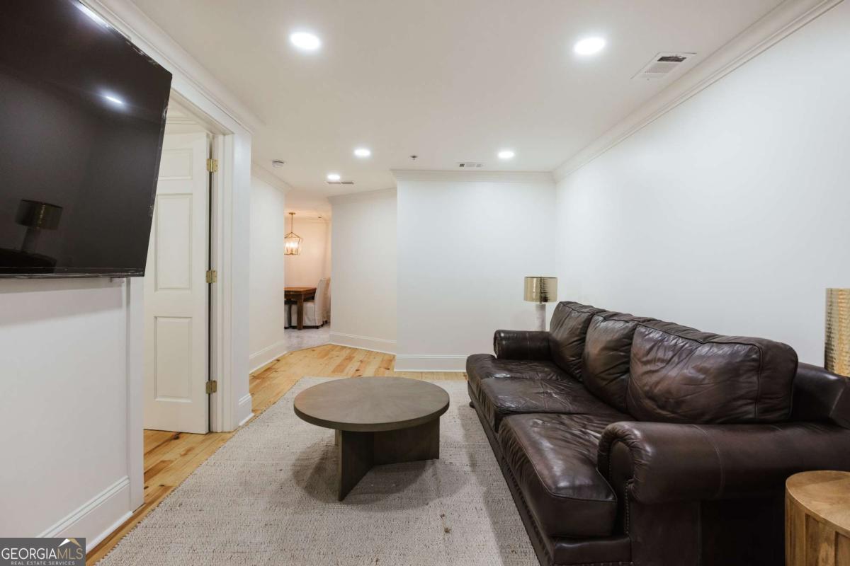 244 Washington Street # 150 Property Photo 33