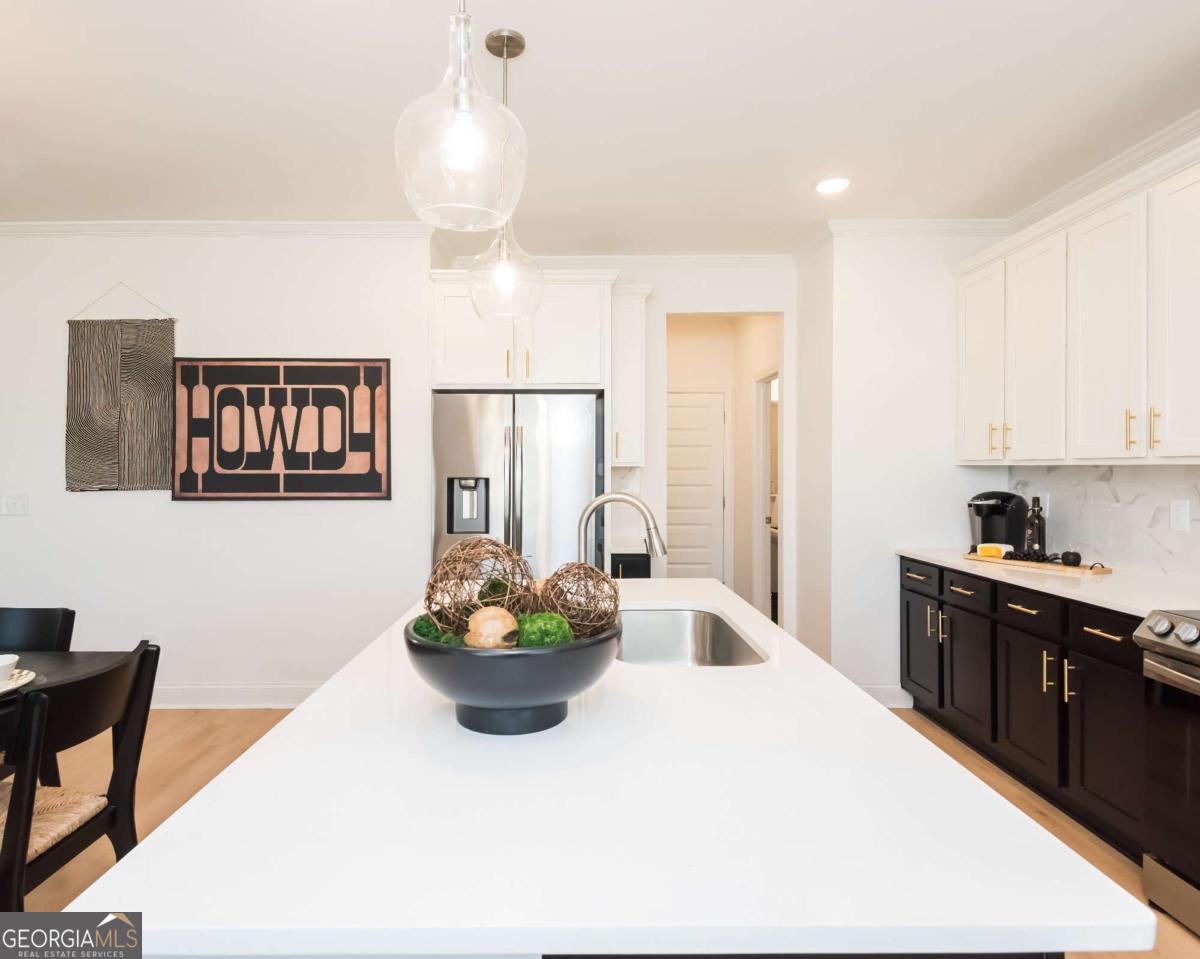 5933 Spring Way Property Photo 13