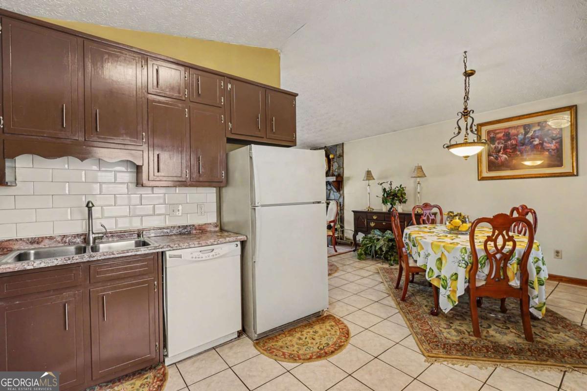 671 Pepperwood Trail Property Photo 7