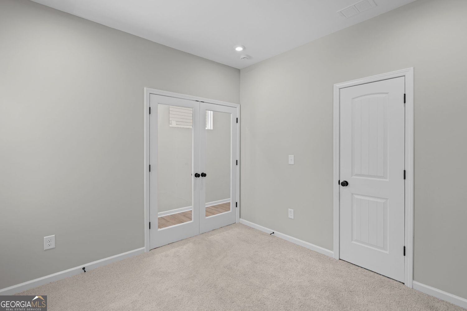 25 Village Drive Property Photo 12