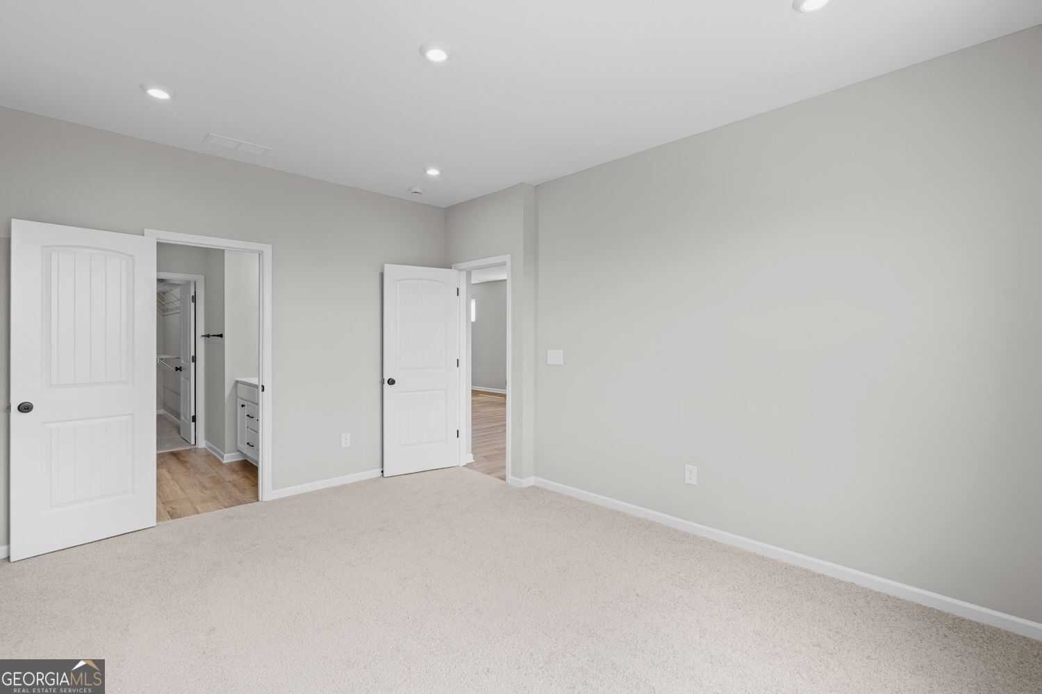 25 Village Drive Property Photo 24