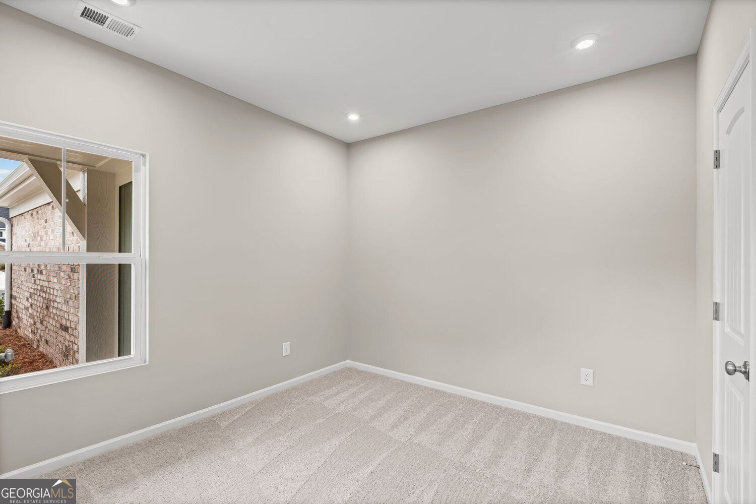 43 Gold Dust Drive Property Photo 11