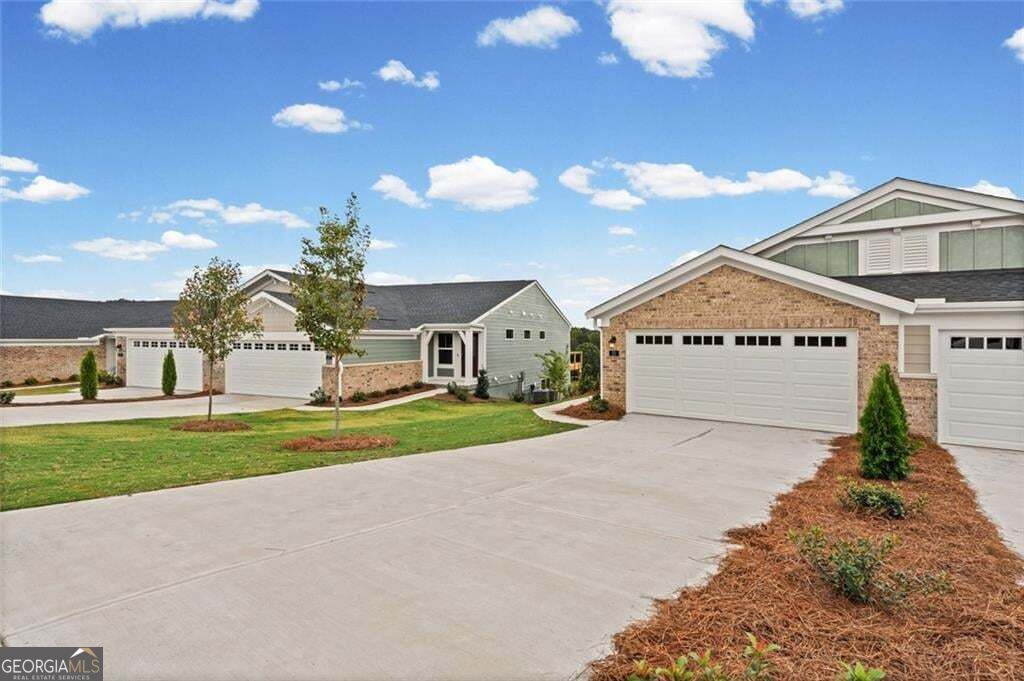 35 Village Drive Property Photo 6