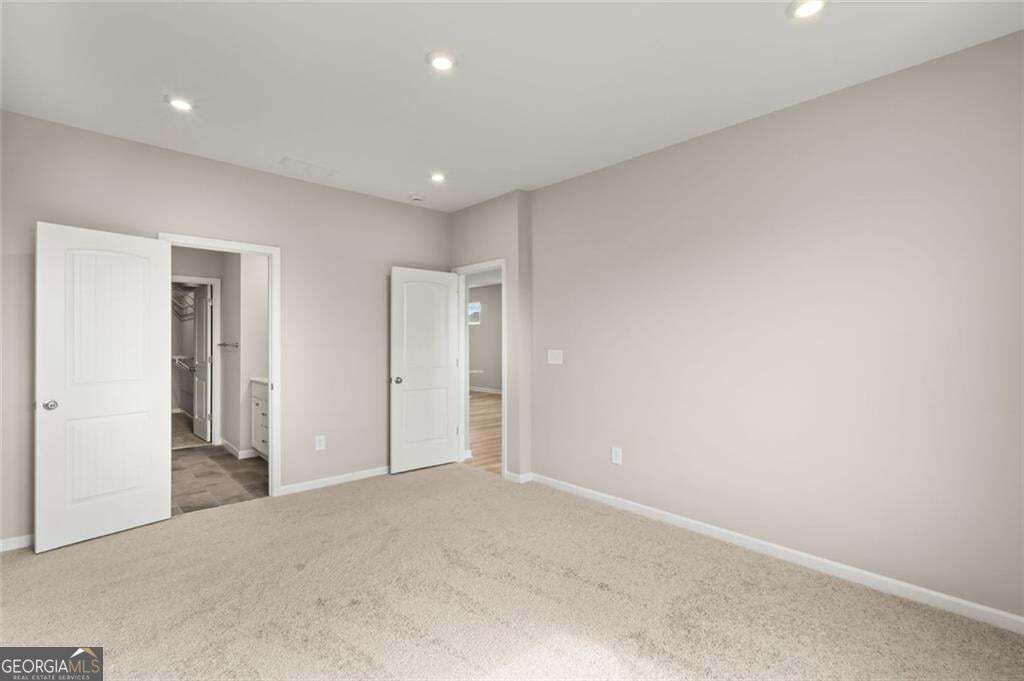 35 Village Drive Property Photo 23
