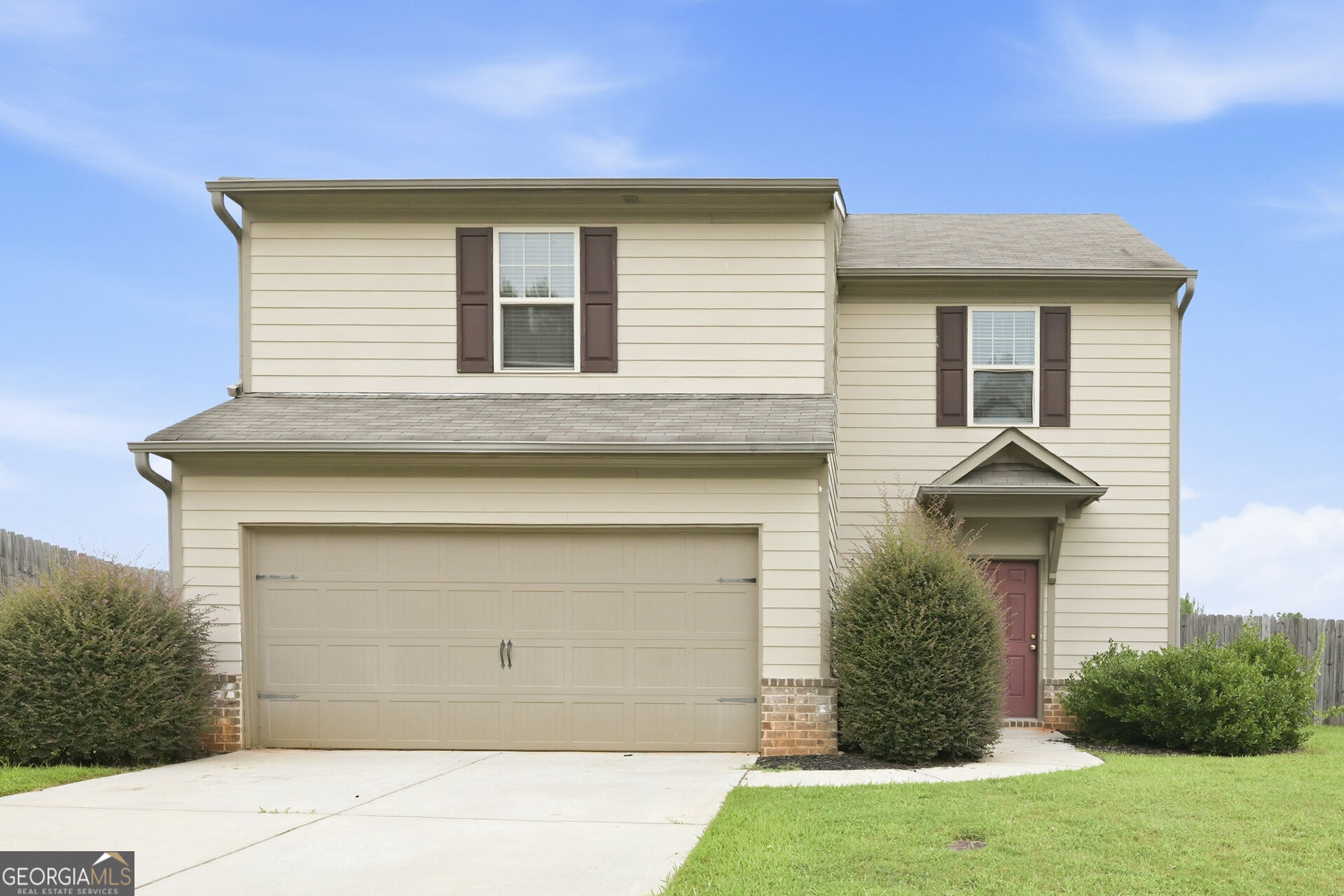 1043 Sutherland Drive Property Photo 1
