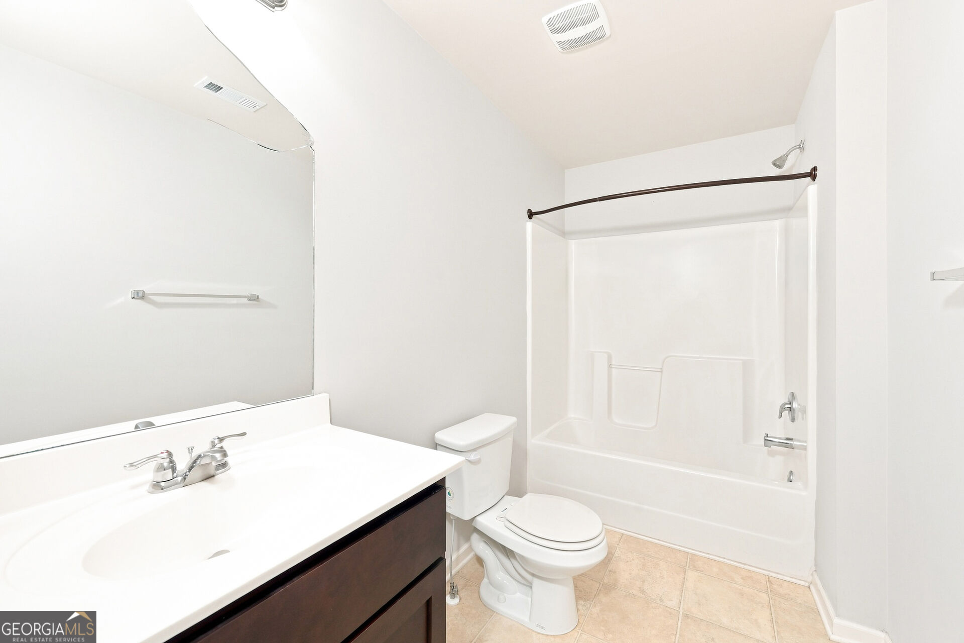 1043 Sutherland Drive Property Photo 16