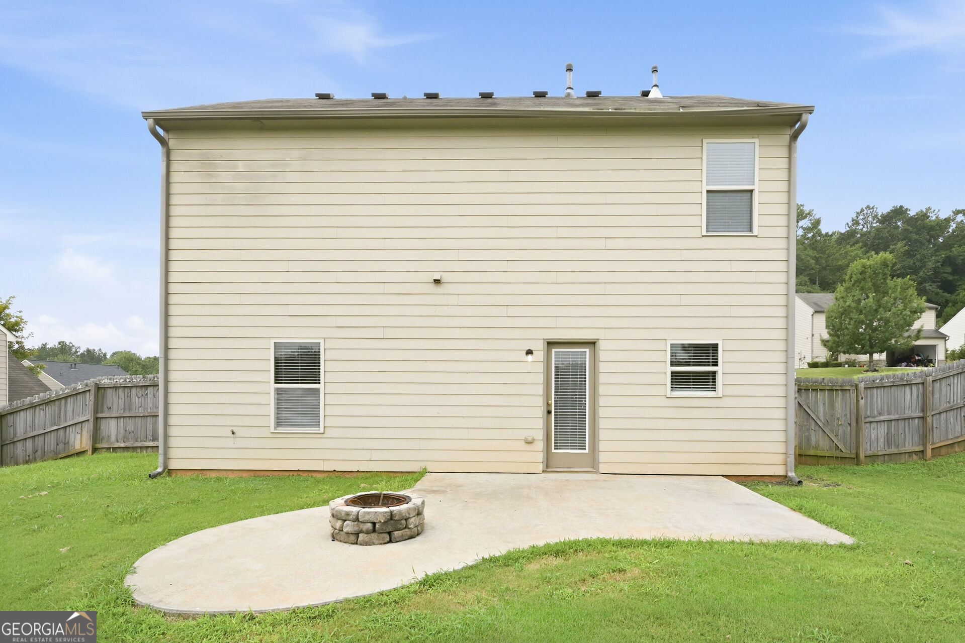 1043 Sutherland Drive Property Photo 19