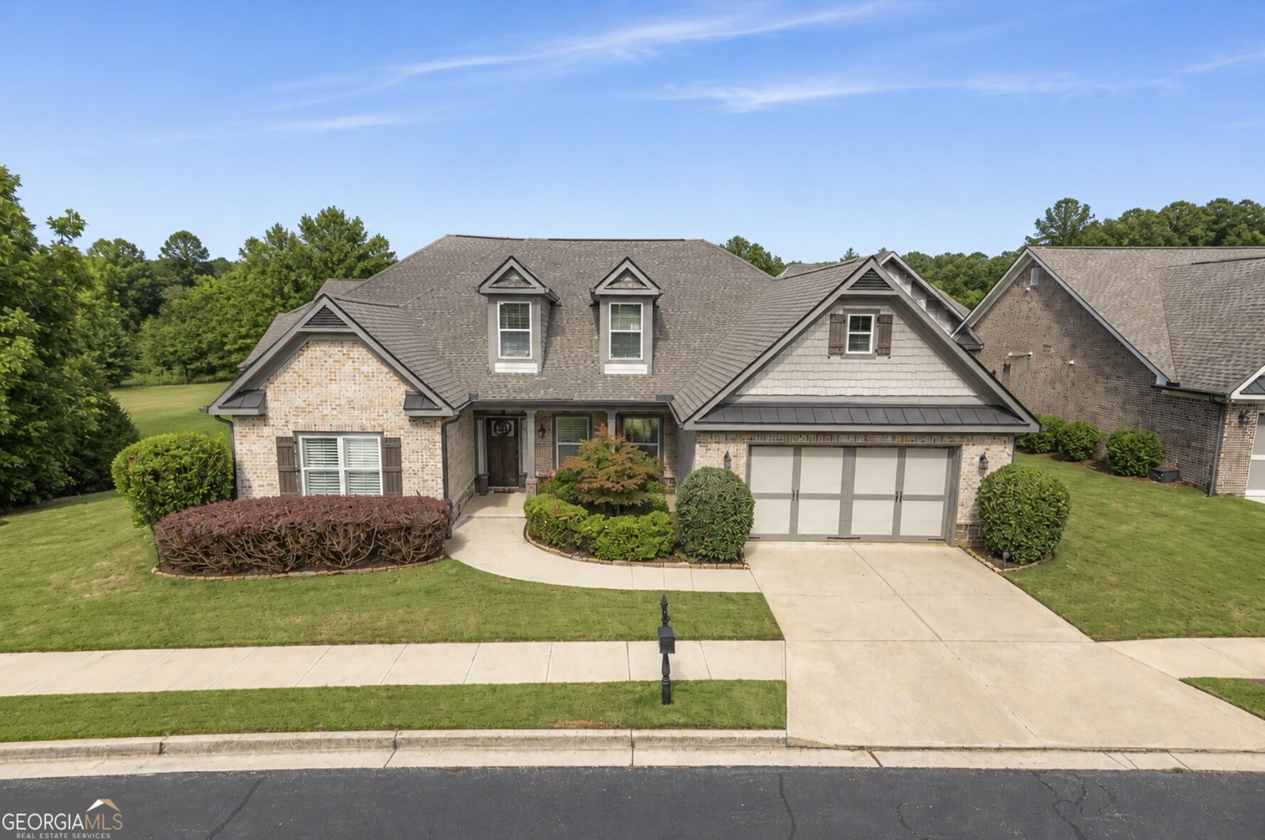 810 Legends Drive Property Photo 1
