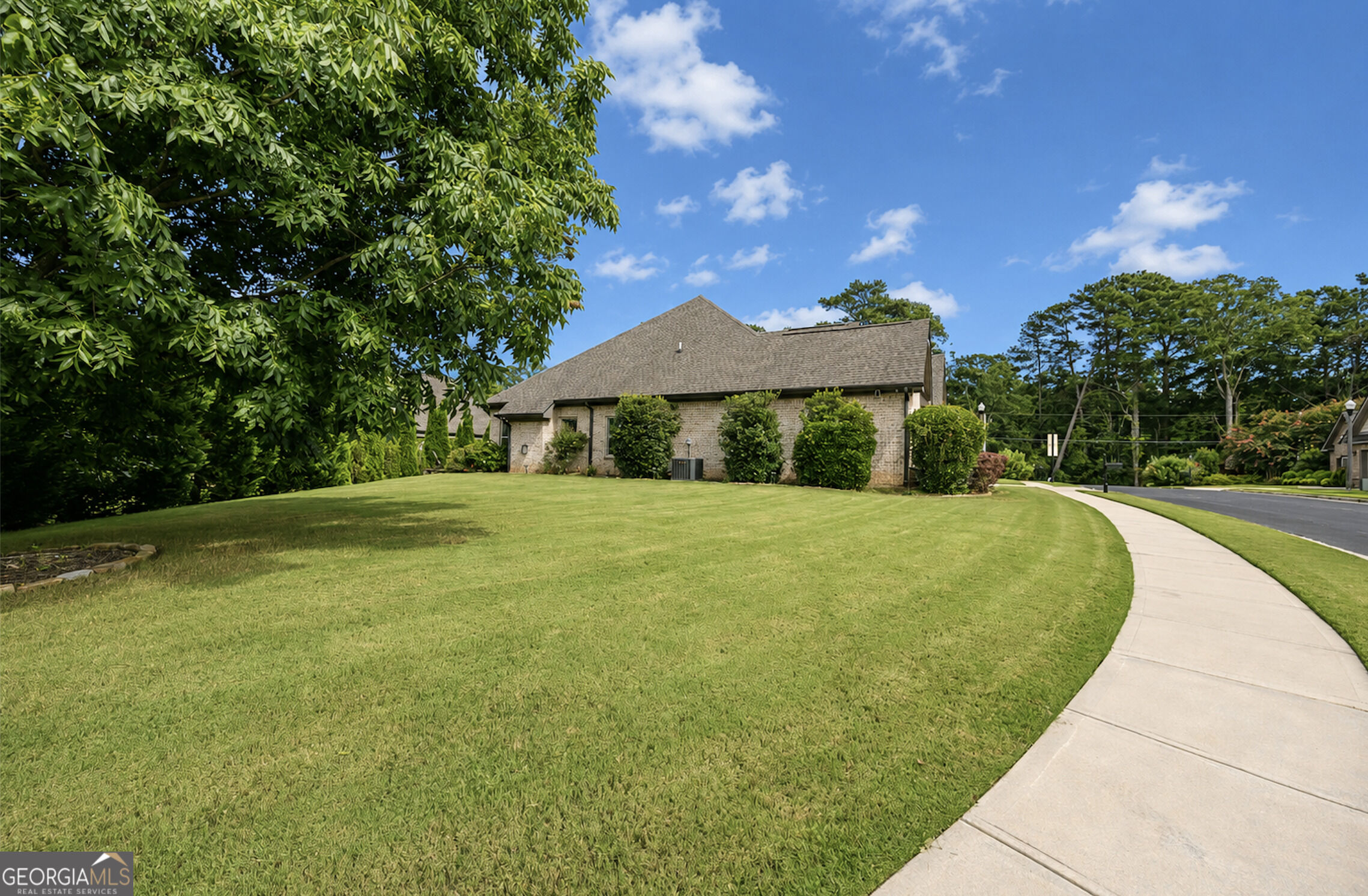 810 Legends Drive Property Photo 39