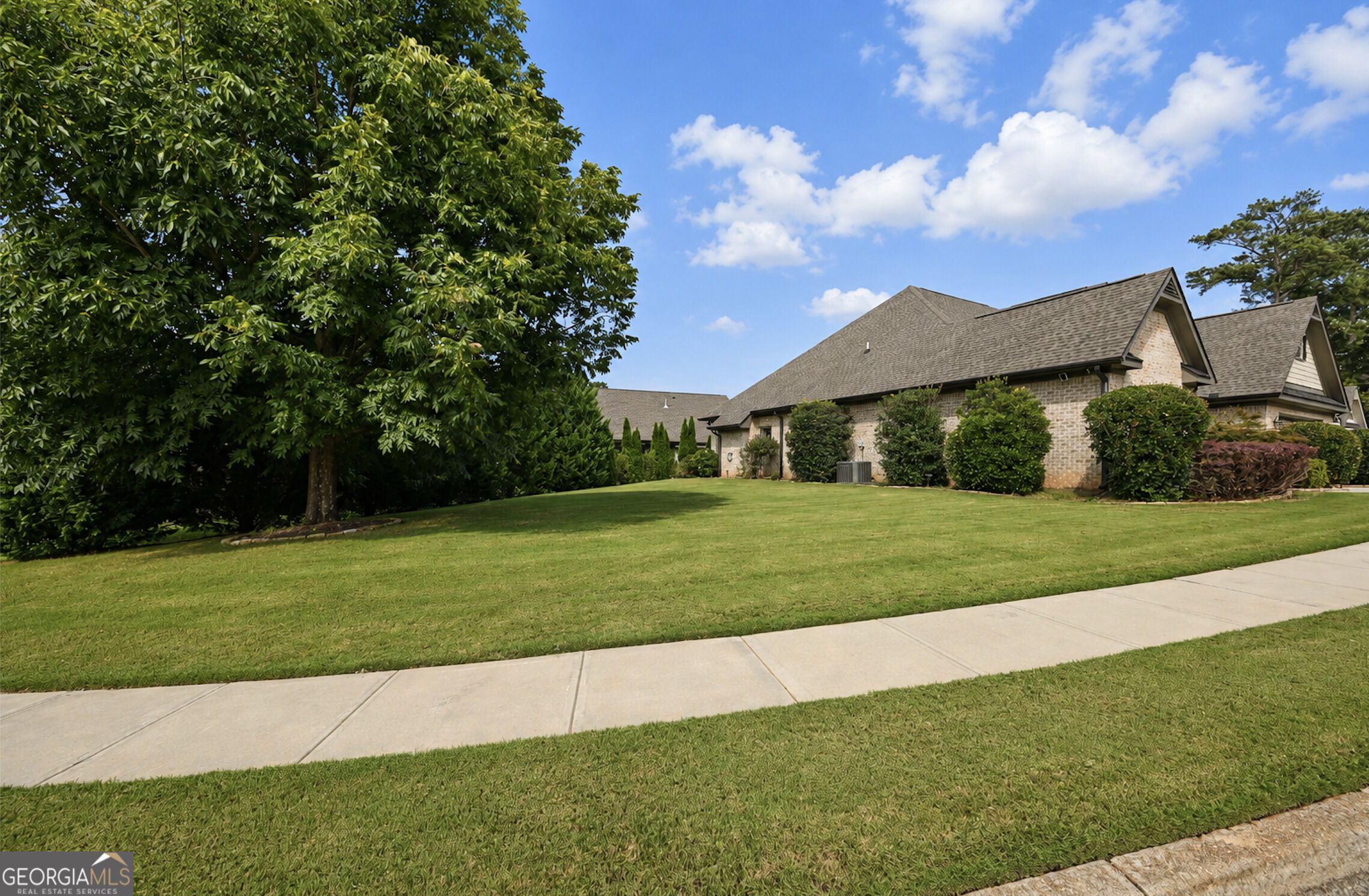 810 Legends Drive Property Photo 40