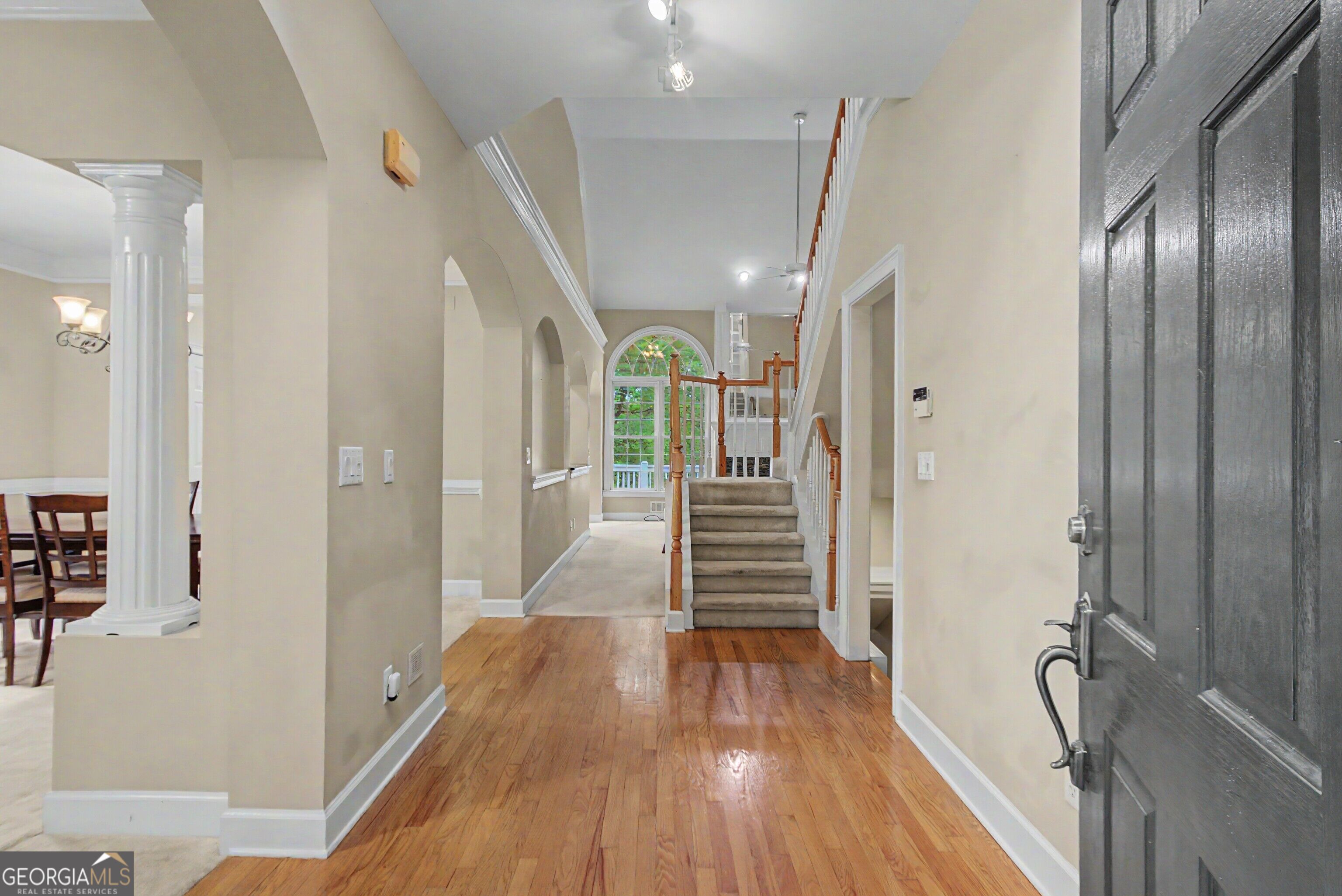 205 White Road Property Photo 5