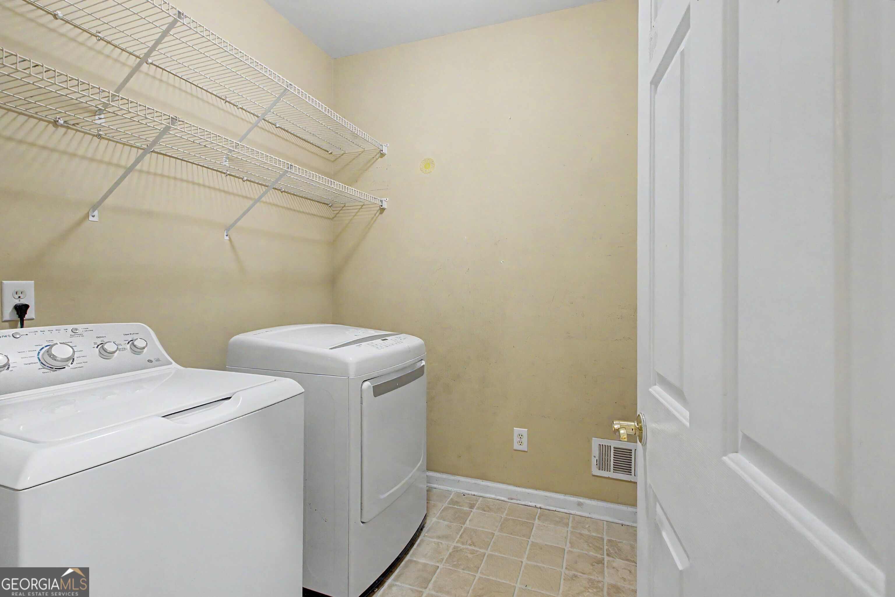 205 White Road Property Photo 21