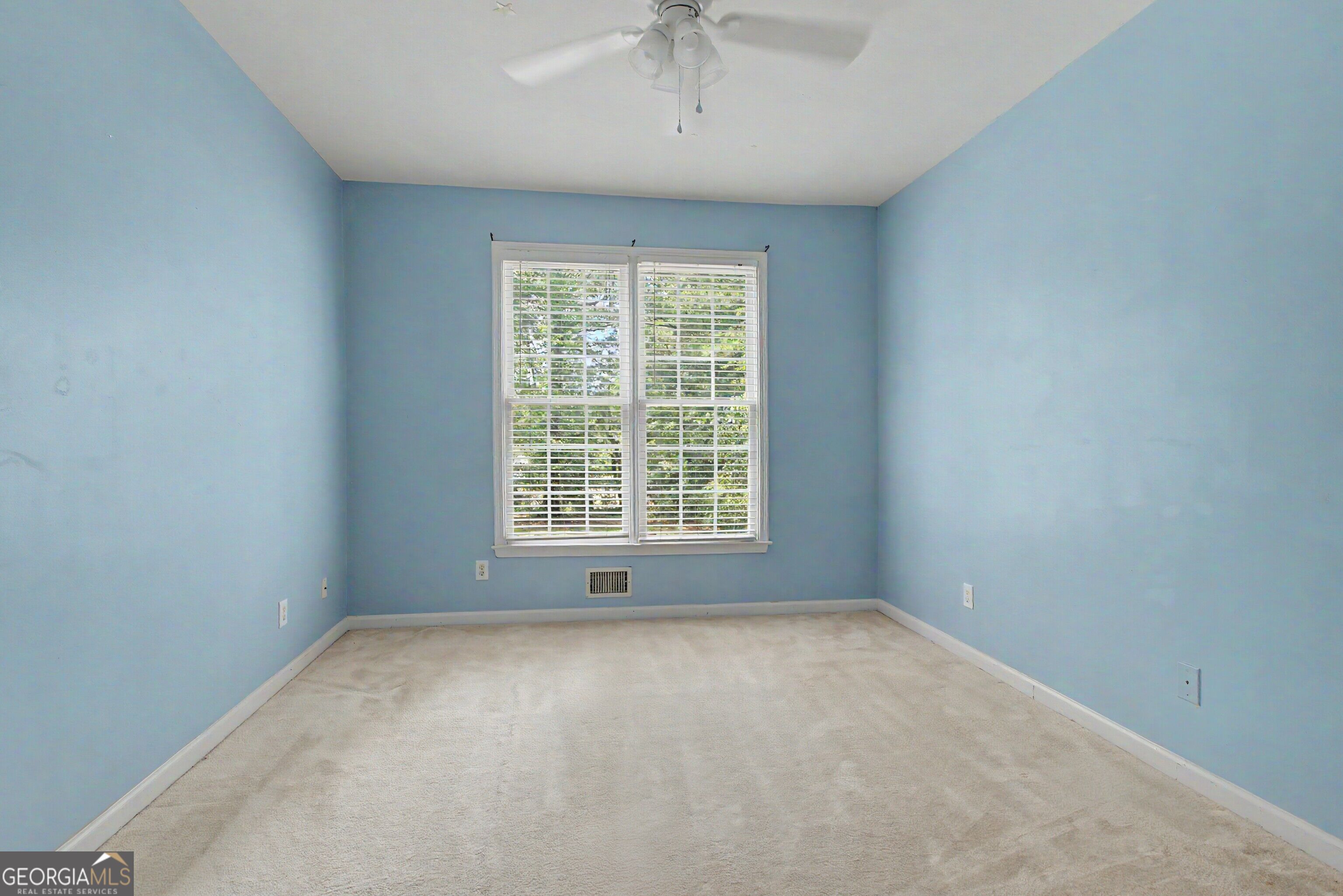 205 White Road Property Photo 23