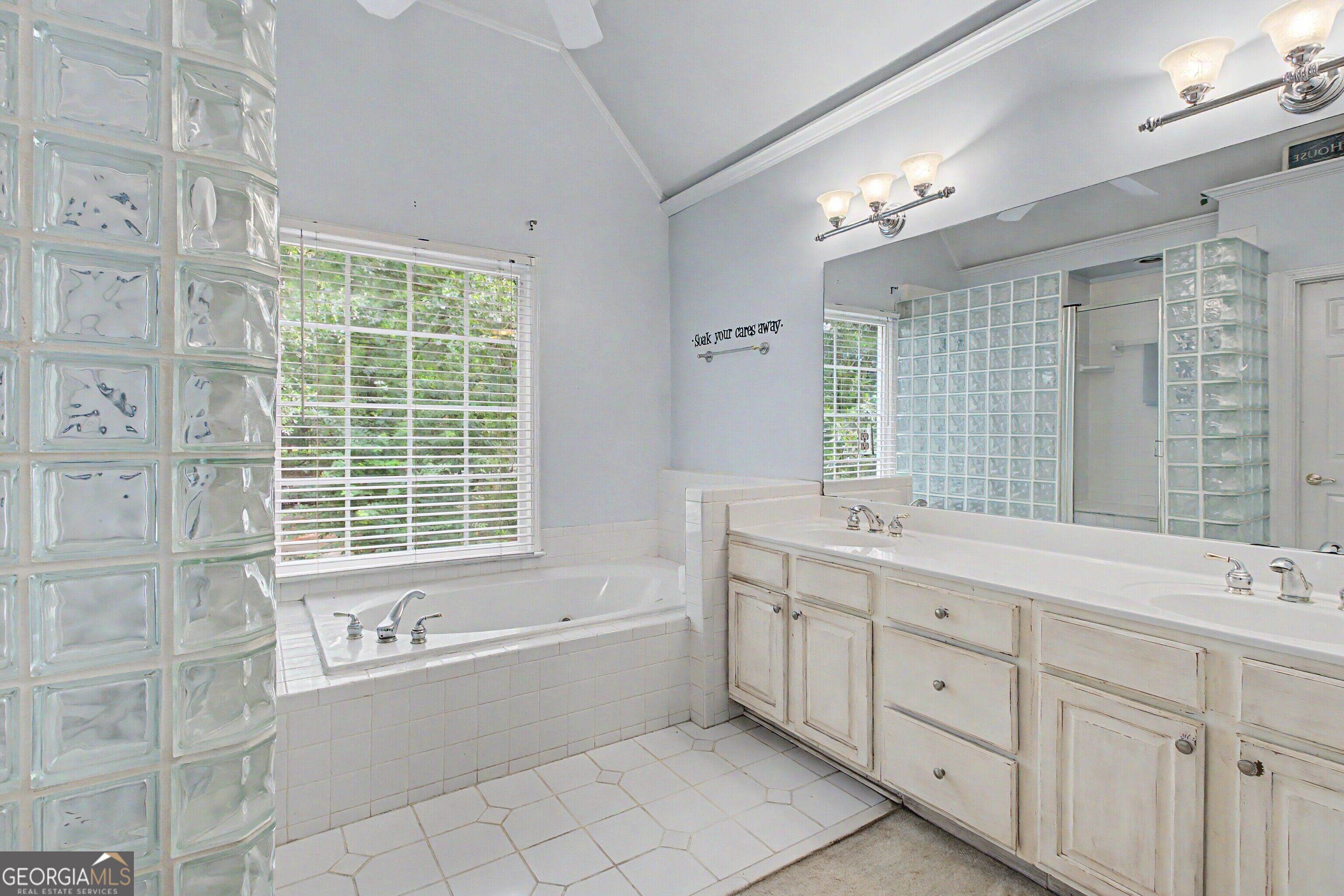 205 White Road Property Photo 33