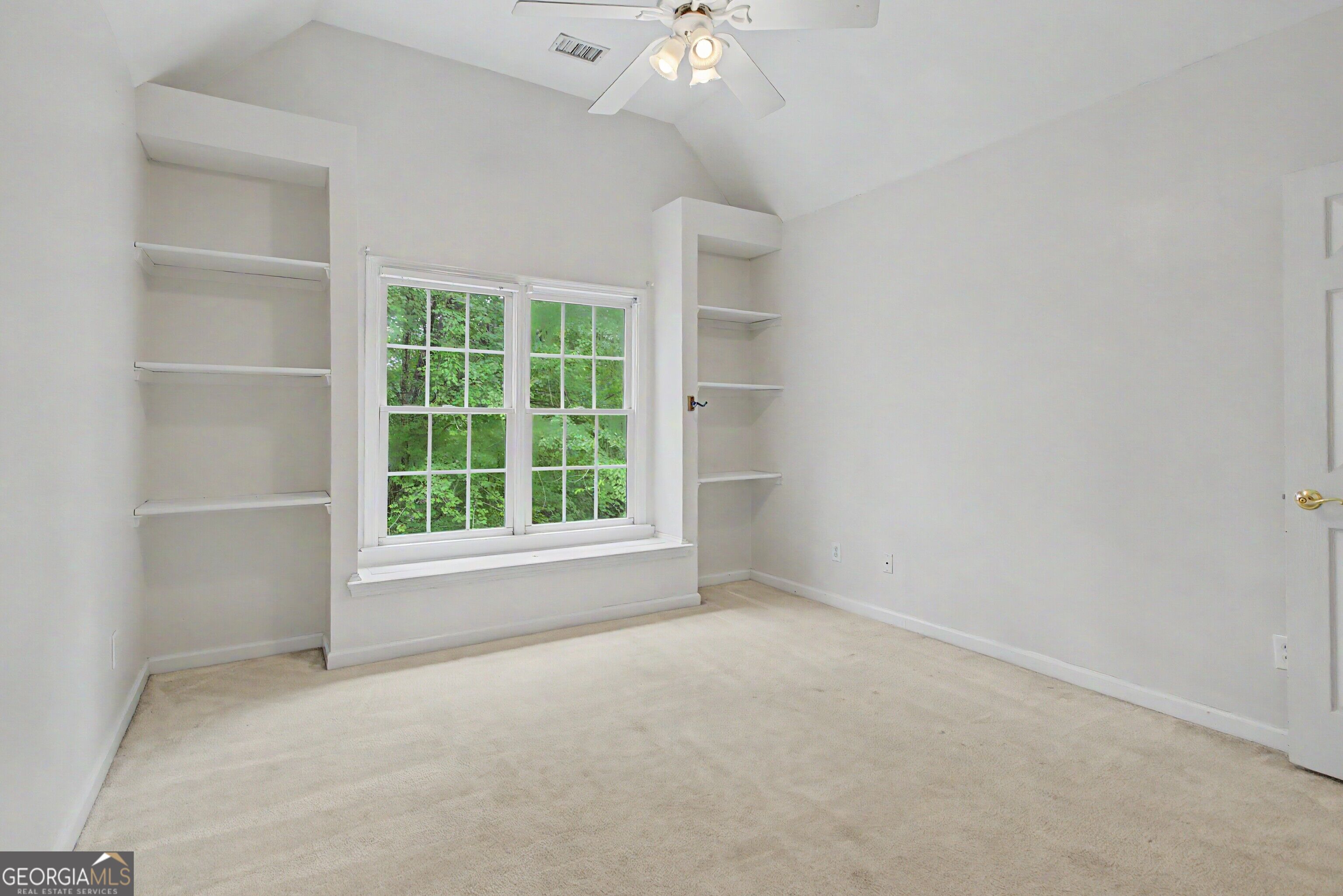 205 White Road Property Photo 39